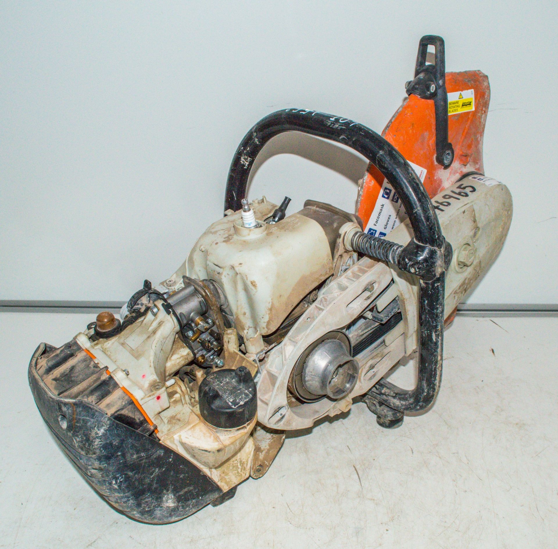 Stihl TS410 petrol driven cut off saw 02236965 ** Pull cord assembly & casing missing ** - Image 2 of 2