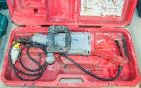 Milwaukee 110v breaker c/w carry case 05261721