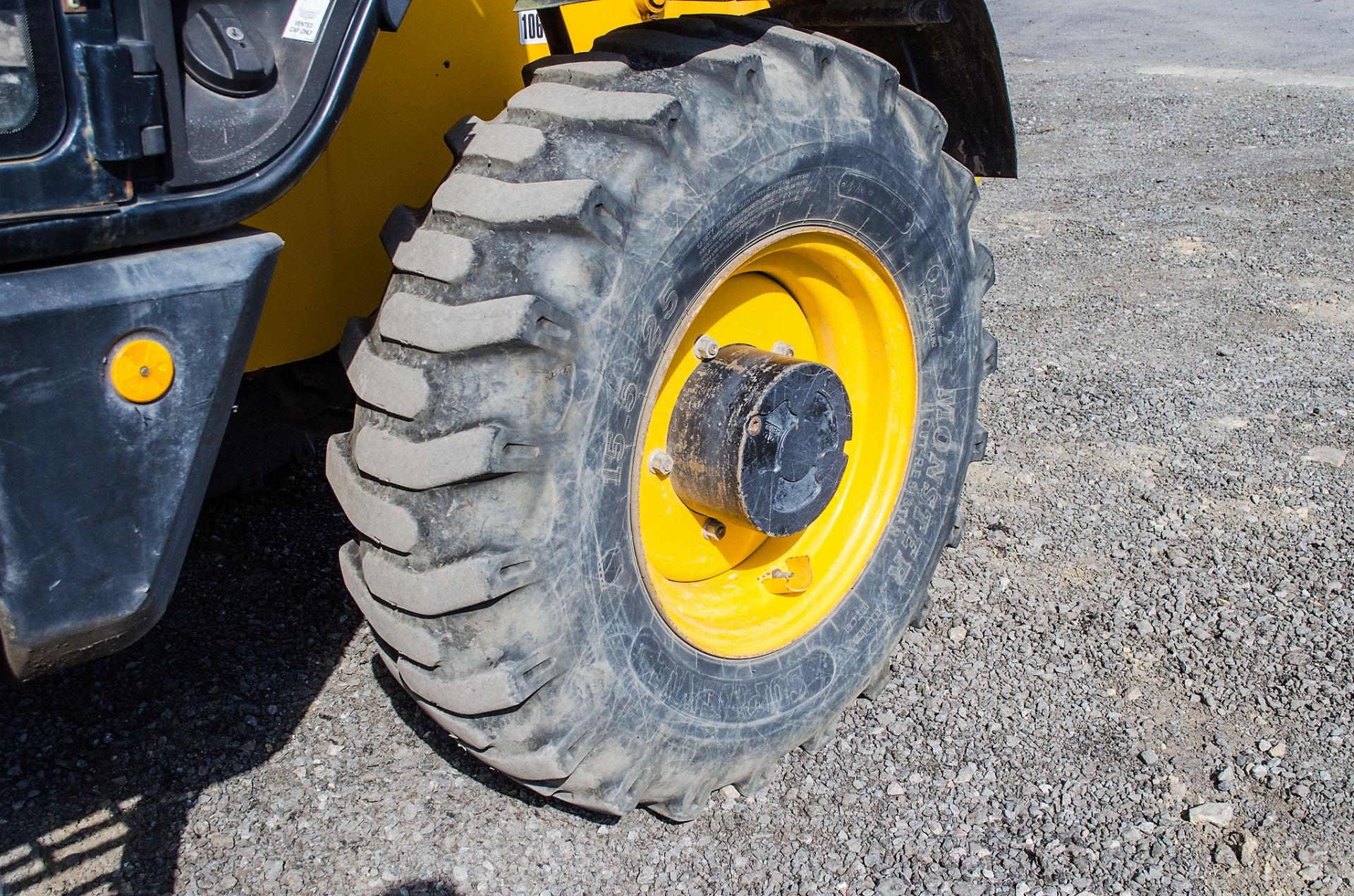 JCB 540-170 17 metre telescopic handler  Year: 2013 S/N: 2176074 Recorded Hours: 4315 c/w sway - Image 14 of 24