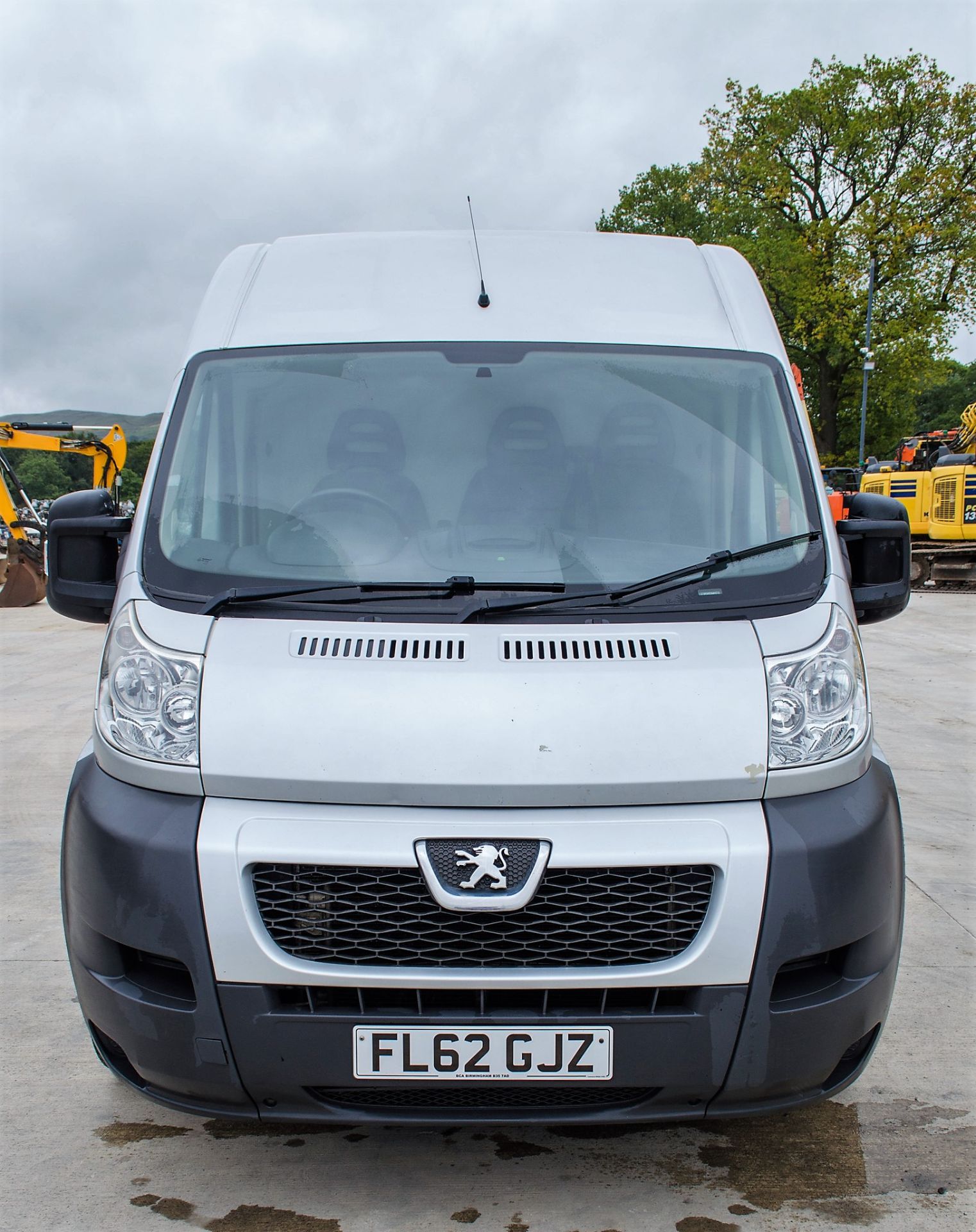 Peugeot Boxer 335 Professional HDi 2198cc panel van Registration Number: FL62 GJZ Date of - Image 5 of 31