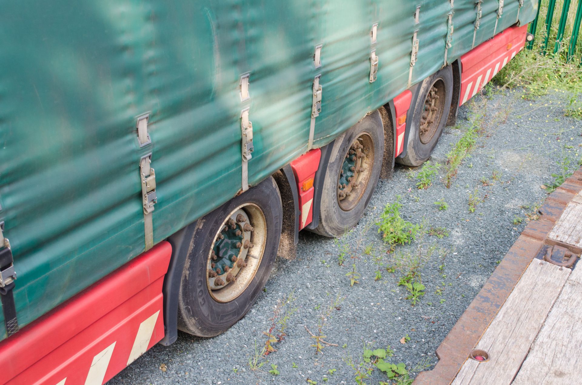 Scania R440 Topline 6 x 2 26 tonne curtain sided draw bar lorry Registration number: PK60 SYV Date - Image 23 of 26