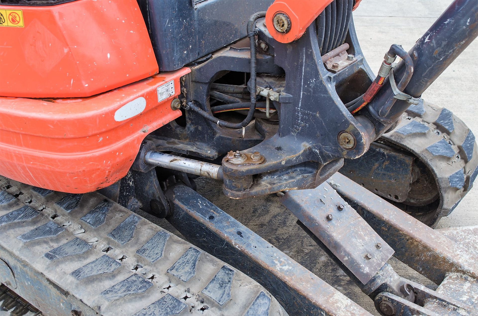 Kubota KX61-3 2.6 tonne rubber tracked excavator Year: 2015 S/N: 82259 Recorded Hours: 2075 blade, - Image 15 of 20