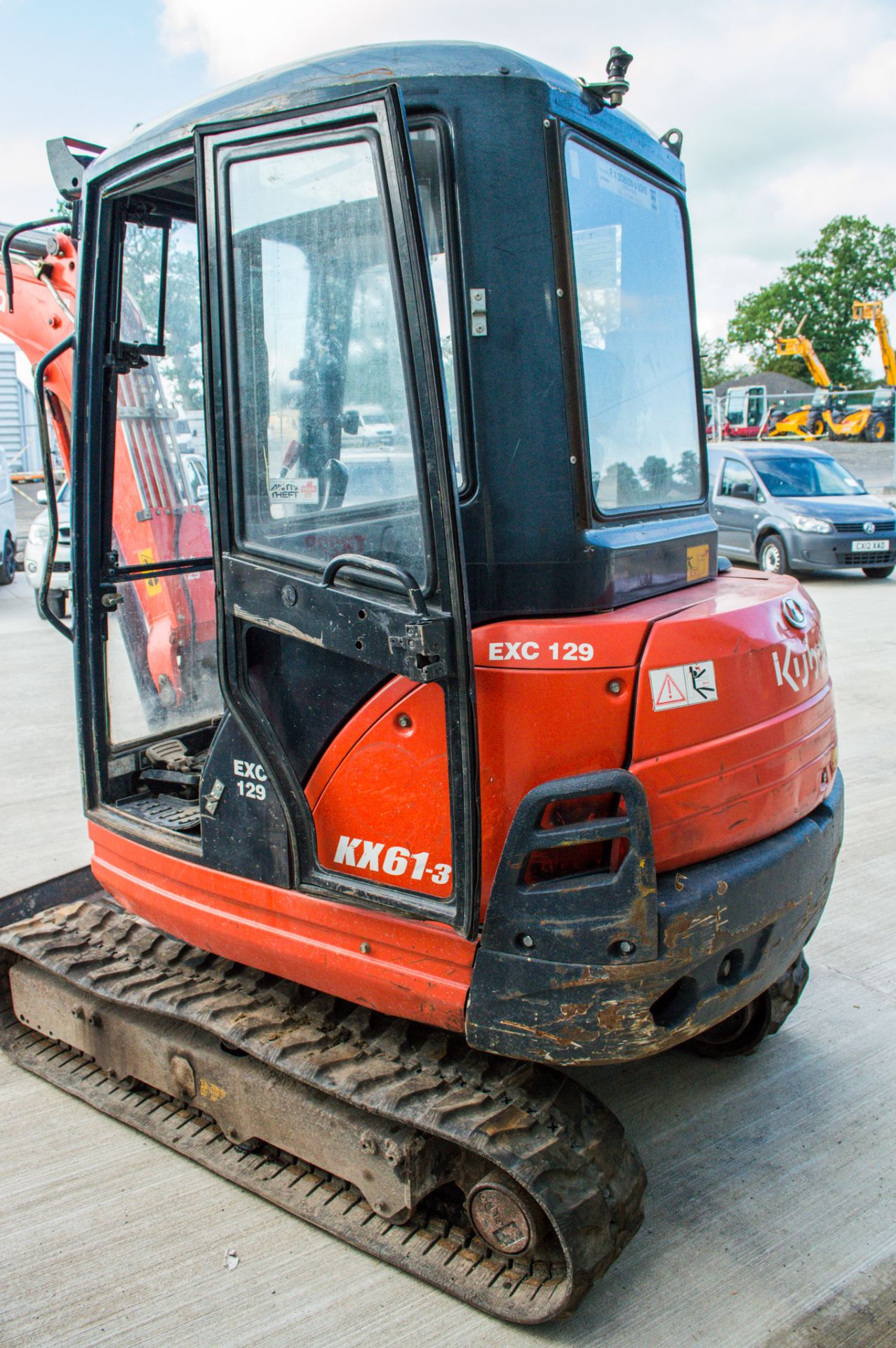 Kubota KX61-3 2.6 tonne rubber tracked excavator  Year: 2014 S/N: 80674 Recorded hours: 3355 piped & - Image 4 of 15