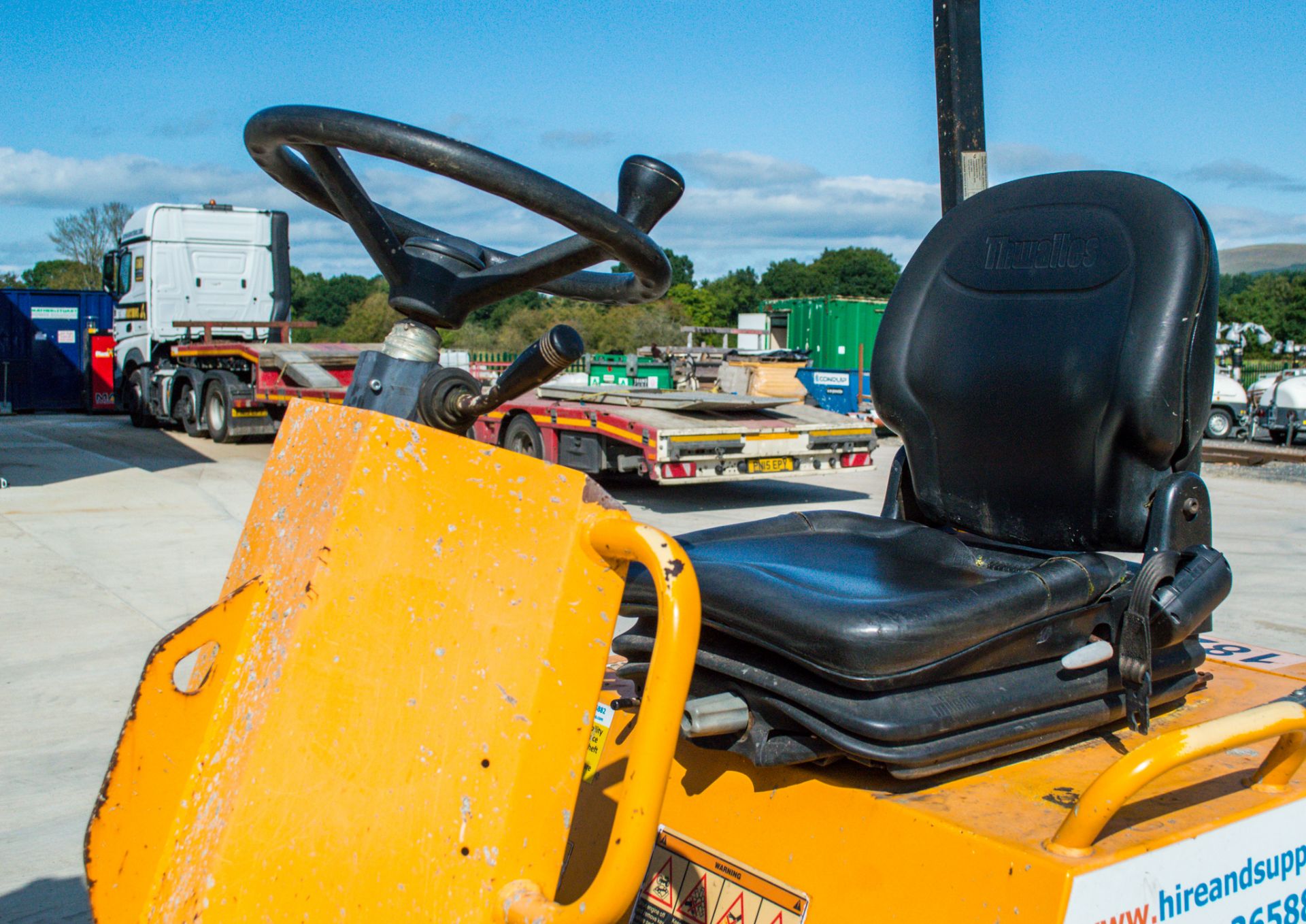 Thwaites 1 tonne hi-tip dumper Year: 2014 S/N: 7434 Recorded Hours: 1295 18272 - Image 16 of 18