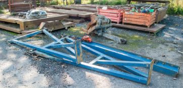 Catena 3 tonne steel lifting gantry