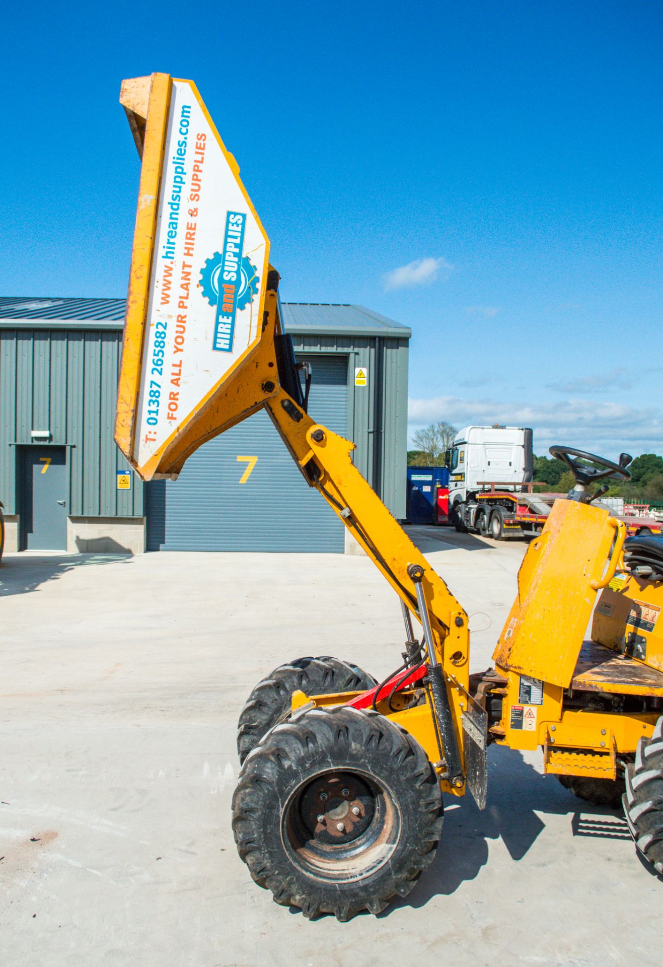 Thwaites 1 tonne hi-tip dumper Year: 2014 S/N: 7434 Recorded Hours: 1295 18272 - Image 13 of 18