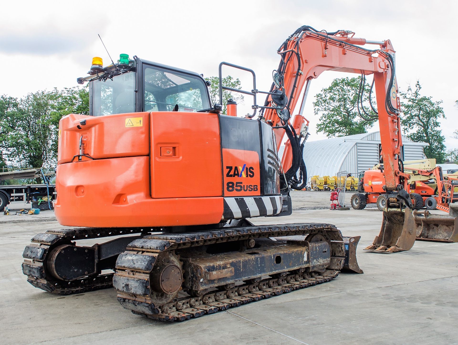 Hitachi Zaxis 85 USB-5 reduced tail swing 8.5 tonne steel tracked/rubber pad excavator - Image 3 of 30