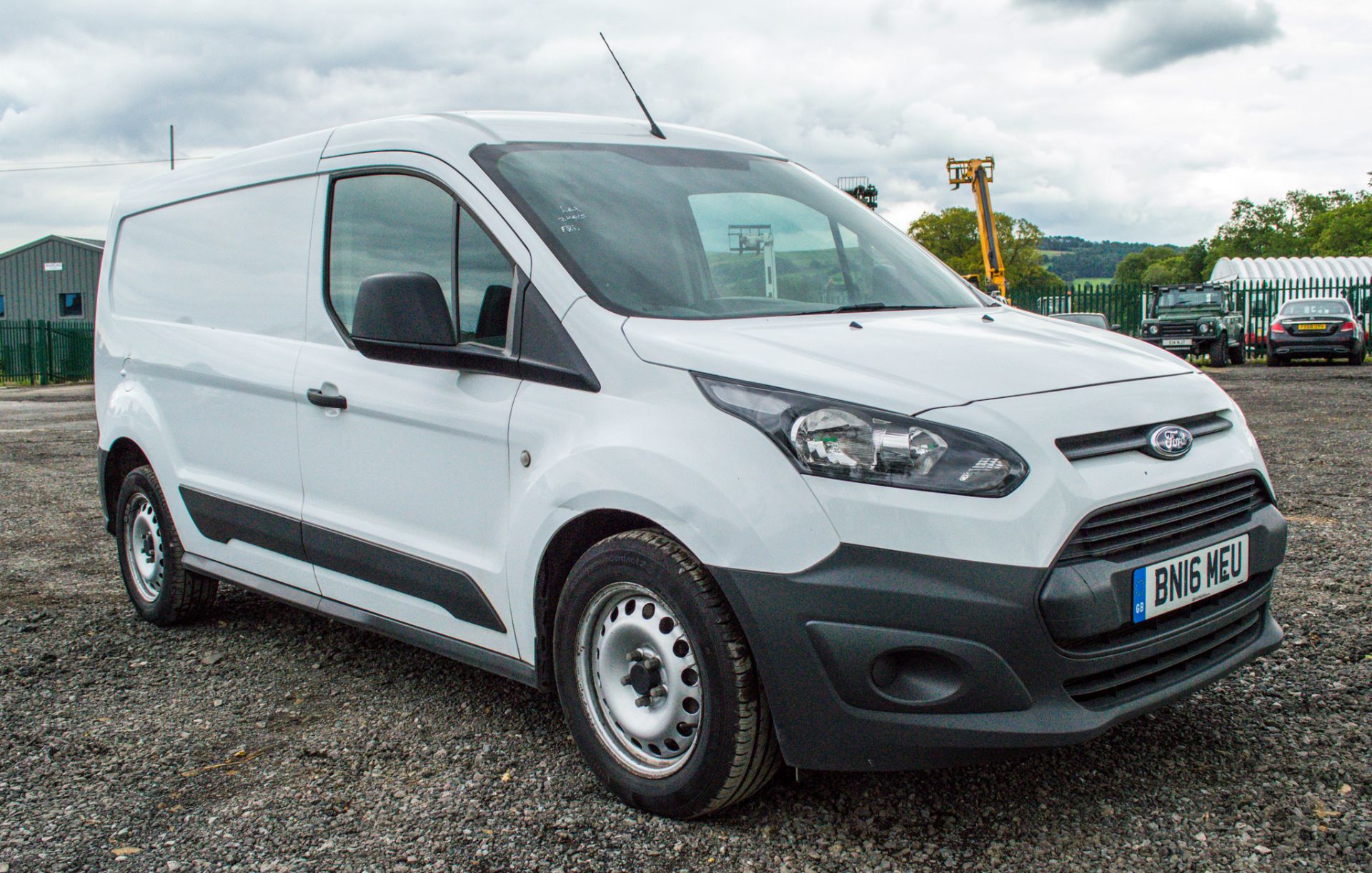 Ford Transit Connect 1.6 TDCI 95 240 L2 diesel panel van - Image 2 of 29