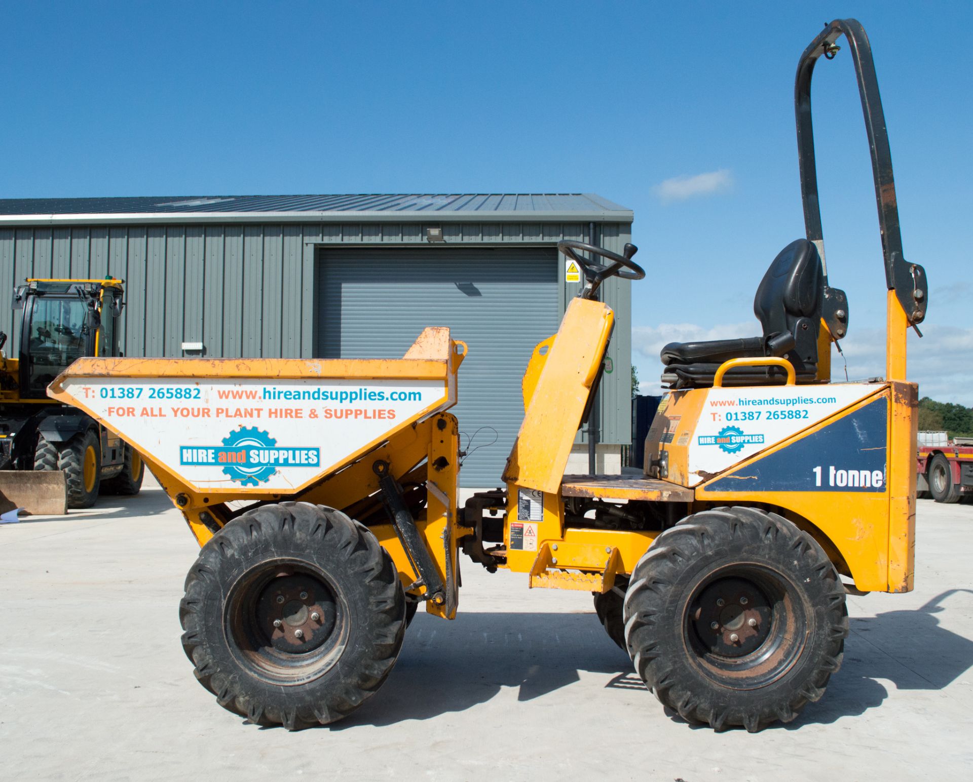 Thwaites 1 tonne hi-tip dumper Year: 2014 S/N: 7434 Recorded Hours: 1295 18272 - Image 6 of 18