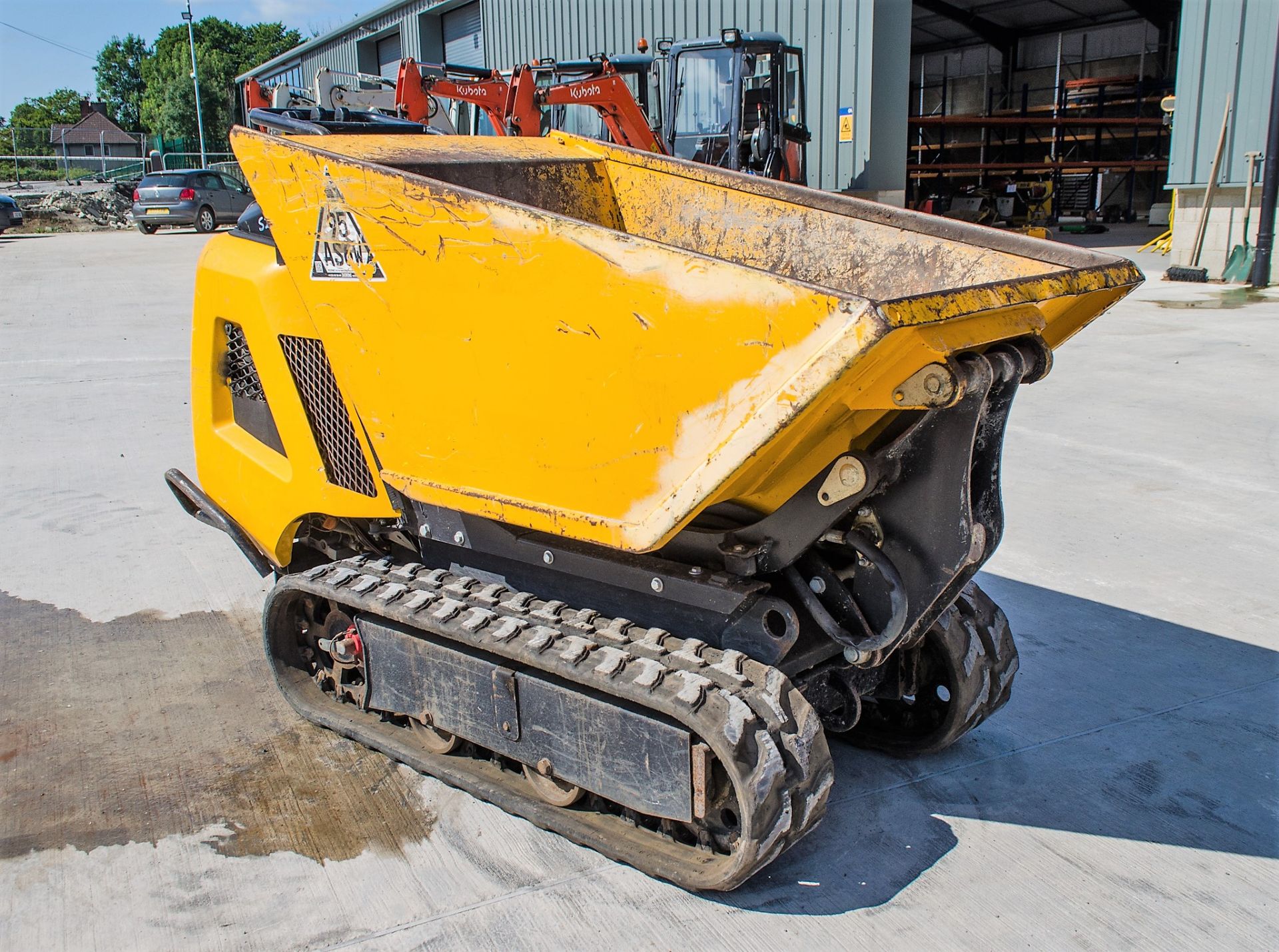 JCB HTD500 Dumpster 500 kg diesel driven walk behind rubber tracked dumper PSL013 S20 - Image 2 of 15