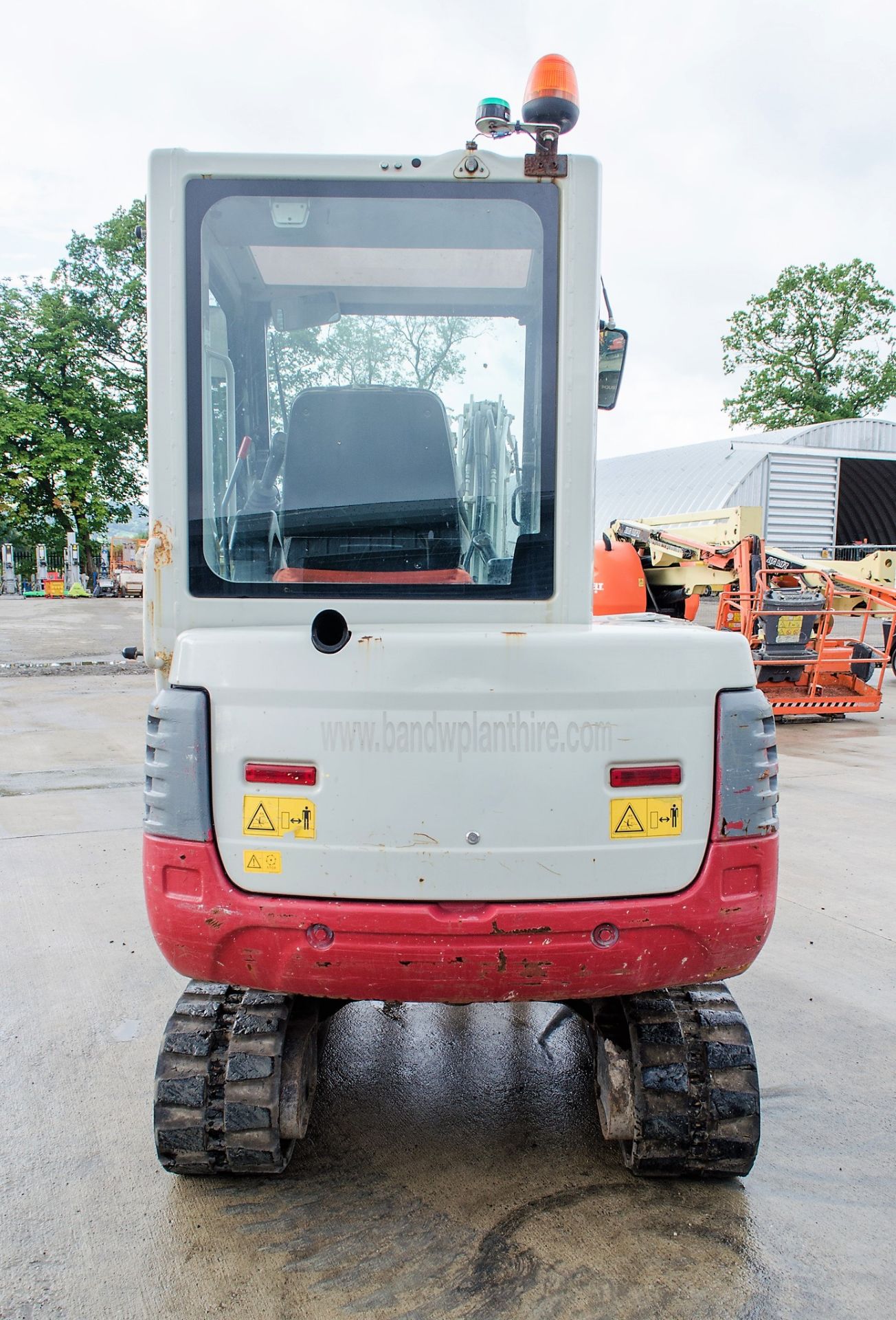 Takeuchi TB228 2.8 tonne rubber tracked mini excavator Year: 2015 S/N: 122804197 Recorded Hours: - Image 6 of 19