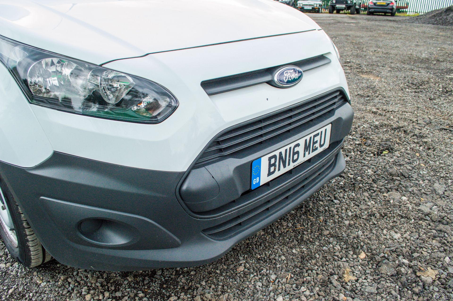 Ford Transit Connect 1.6 TDCI 95 240 L2 diesel panel van - Image 11 of 29