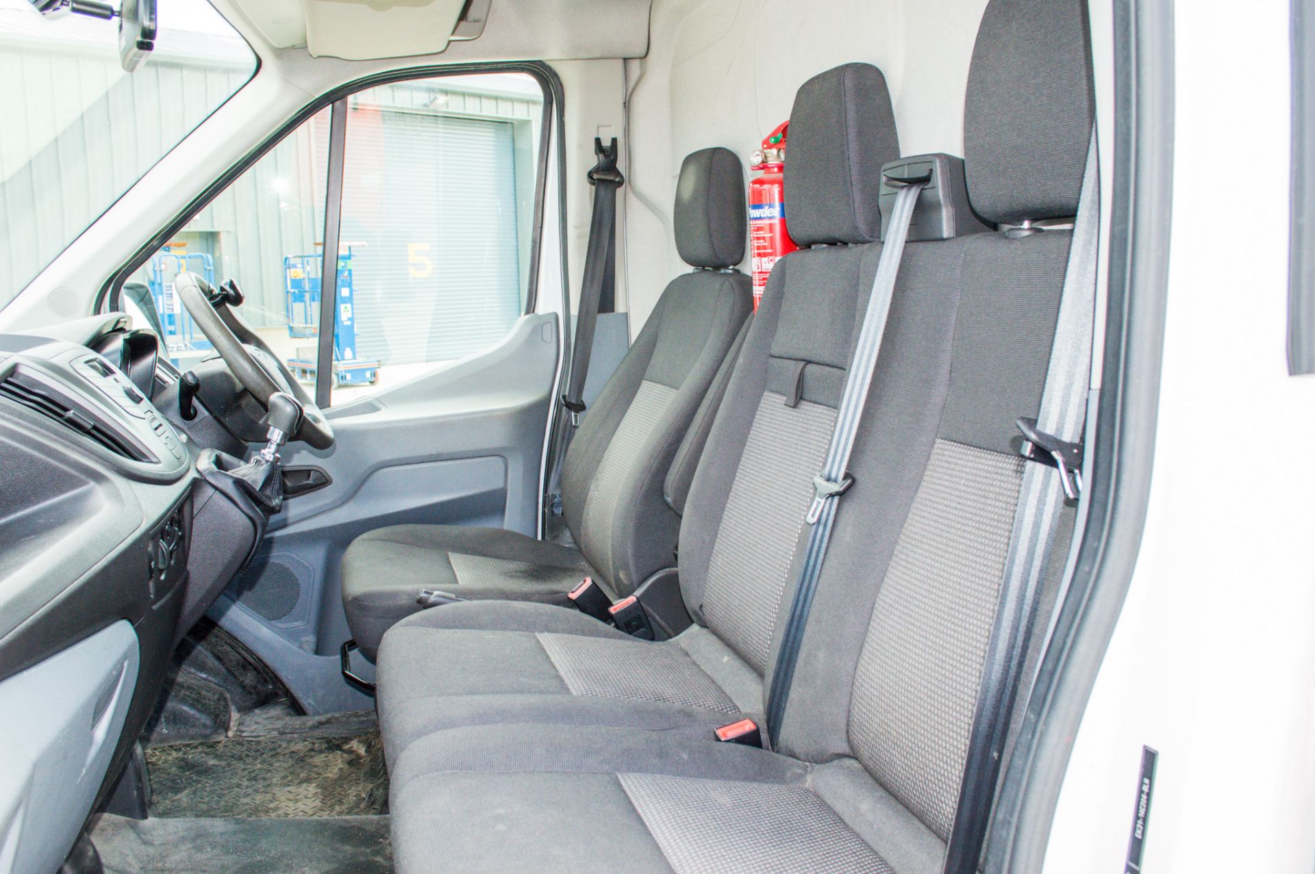 Ford Transit 350 RWD 2.2 TDCI 100 LWB high roof diesel panel van - Image 18 of 22