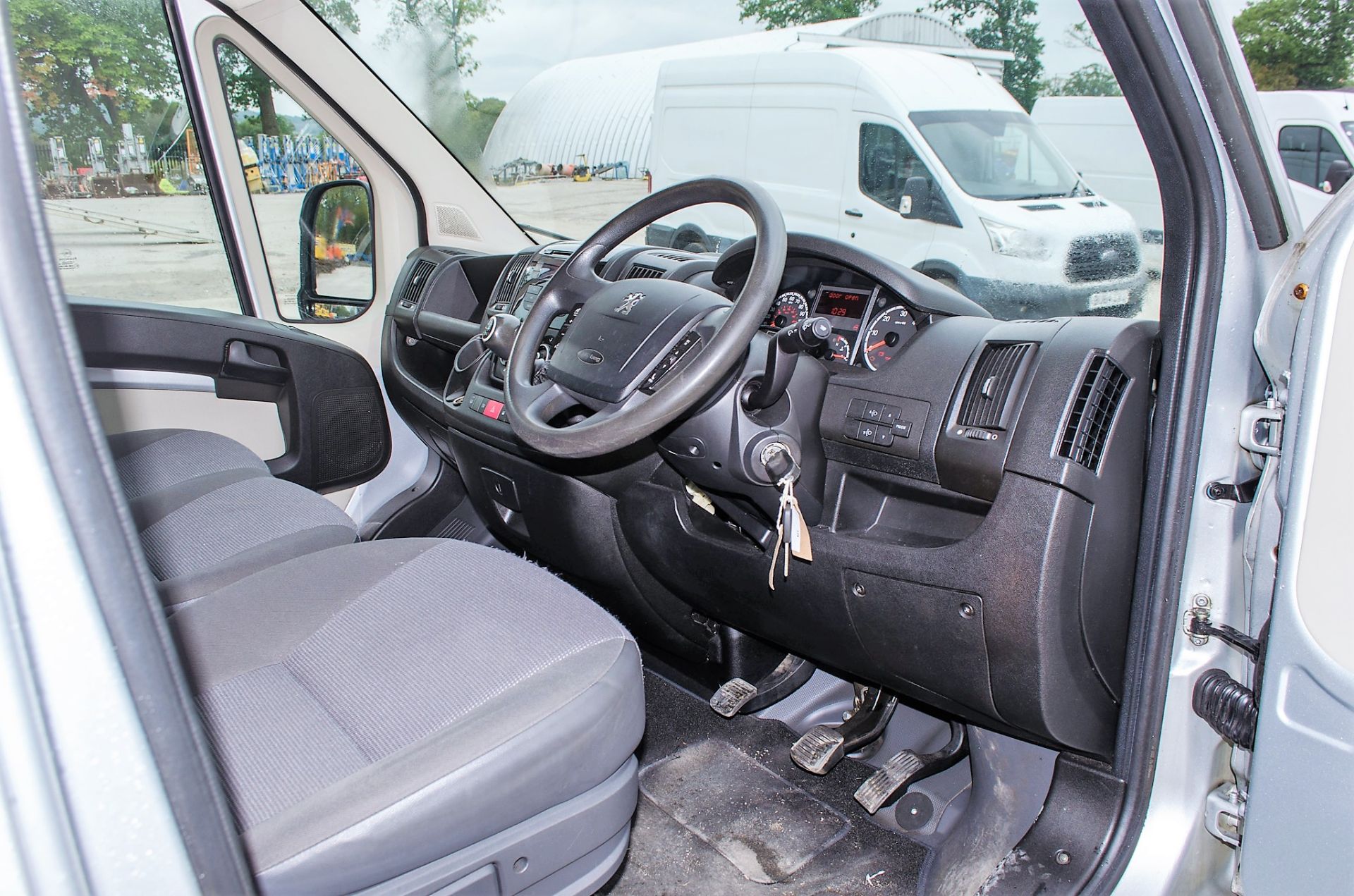 Peugeot Boxer 335 Professional HDi 2198cc panel van Registration Number: FL62 GJZ Date of - Image 18 of 31