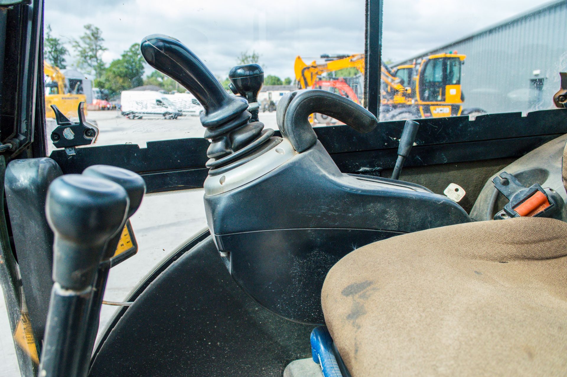 JCB 8030 3 tonne rubber tracked excavator Year: 2013  S/N: 2021801 Recorded Hours; 3361 ** Right - Image 18 of 18