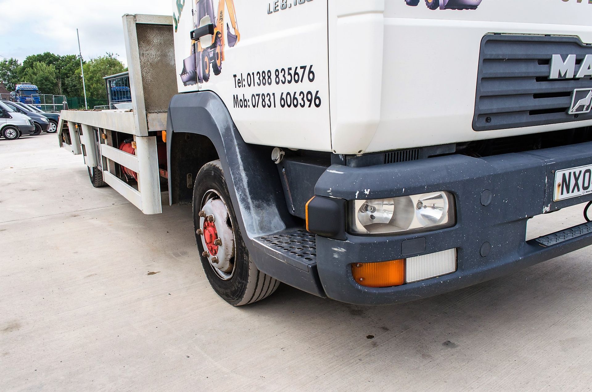 MAN LE8.180 4 x 2 7.5 tonne beaver tail plant lorry  Registration Number: NX04 KWH Date of - Image 9 of 20