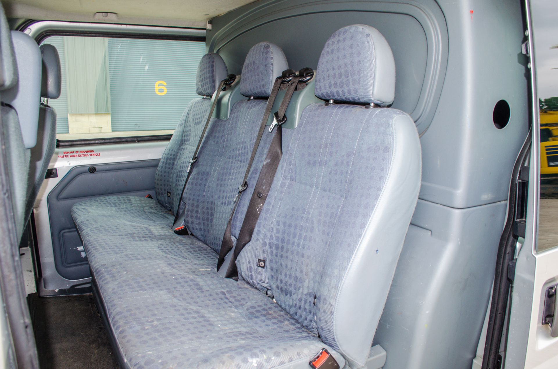 Ford Transit 100 T280 FWD SWB 2.2 TDCI crew cab panel van - Image 21 of 27