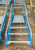 Lyte 4 tread fibre glass framed step ladder 3395001