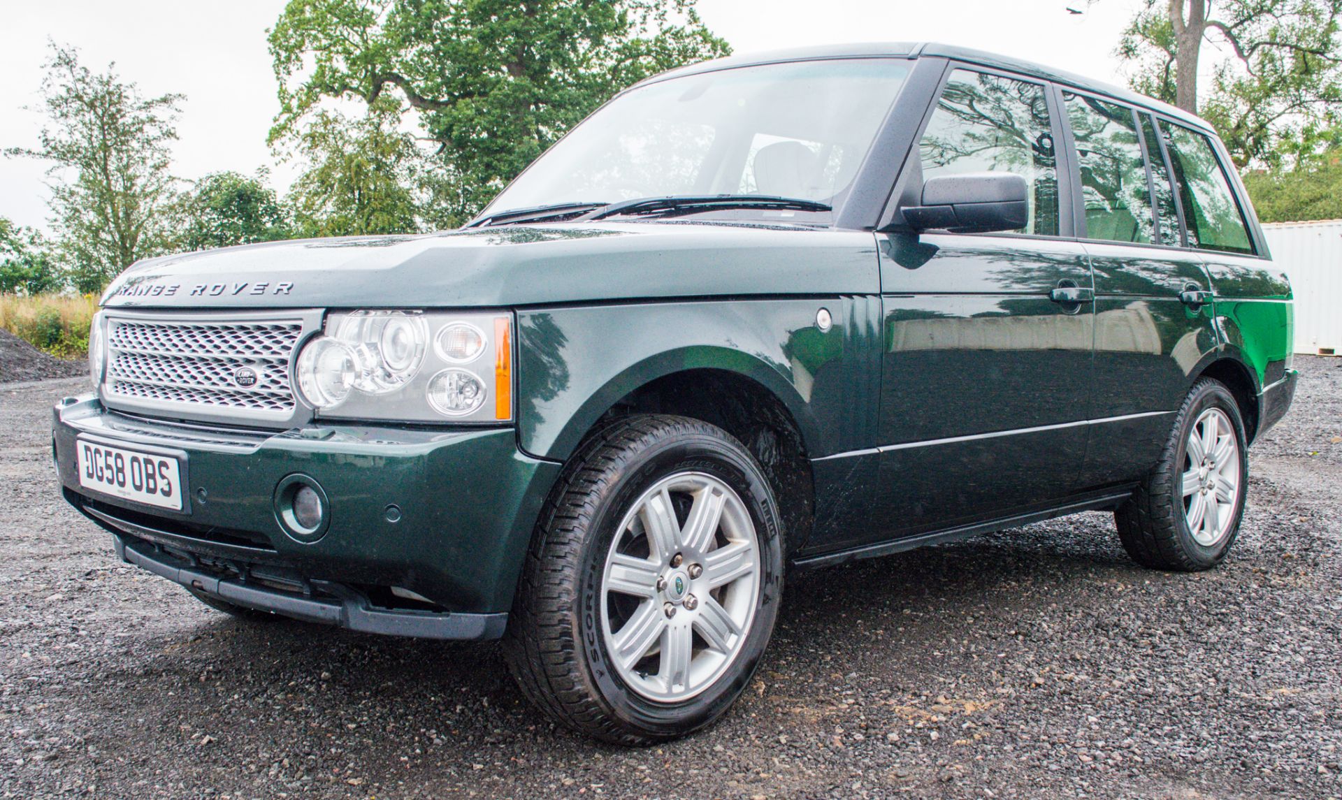 Range Rover VOGUE TDV8 3.6 diesel 5 door estate car Registration number: DG58 OBS Date of