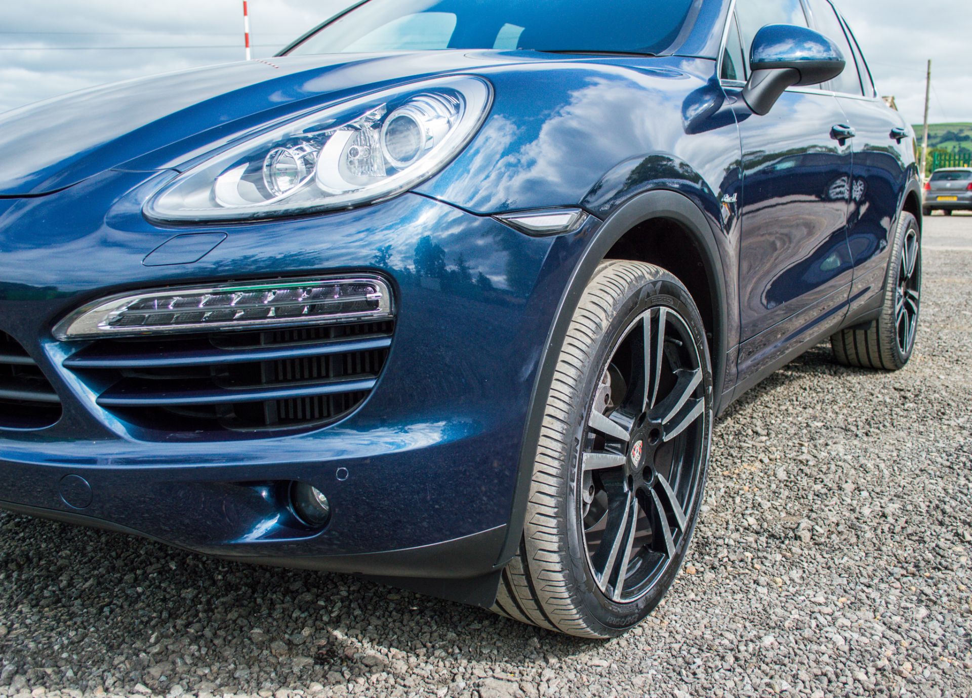 Porsche Cayenne V6 D Tiptronic S 2967cc 5 door diesel 4wd estate car - Image 9 of 29