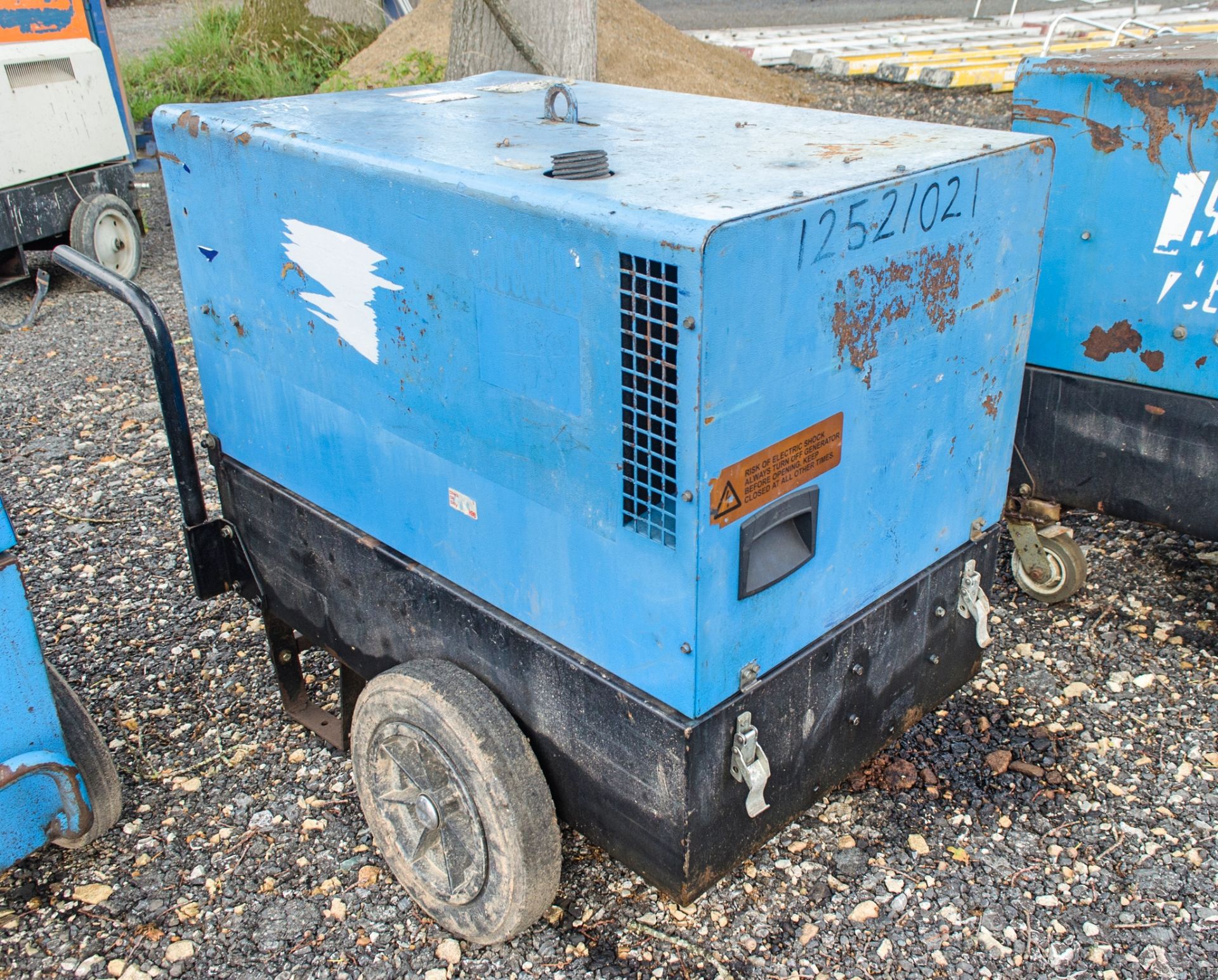 Stephill SSD6000S 6 kva diesel driven generator Recorded Hours: 2579 12521021 - Image 2 of 4