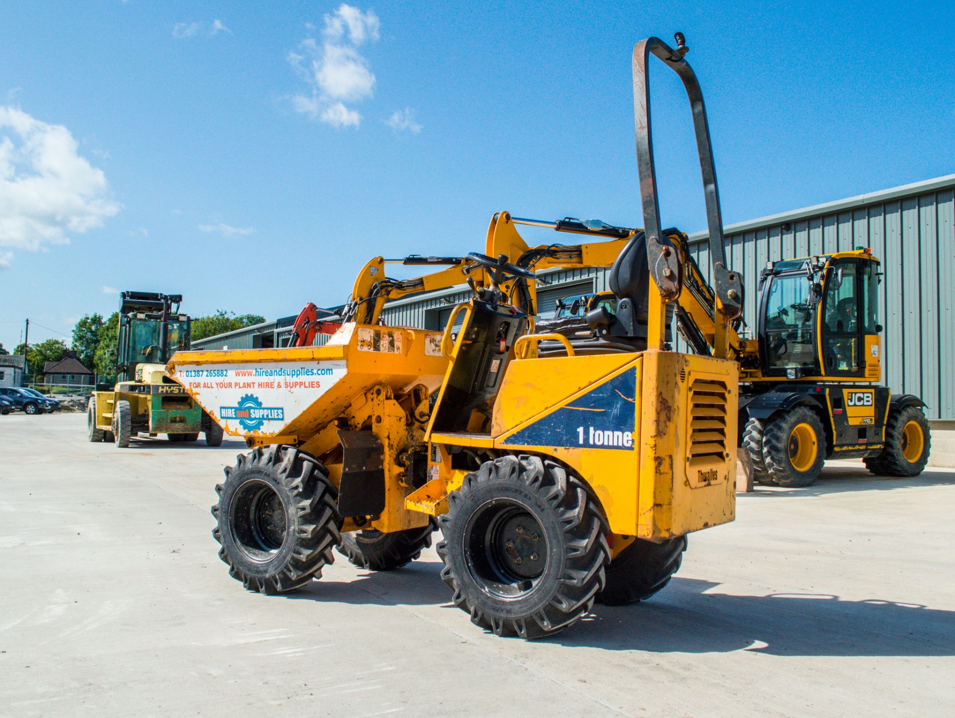 Thwaites 1 tonne hi-tip dumper Year: 2009 S/N: B8383 Recorded Hours: 5562 18458 - Image 3 of 18