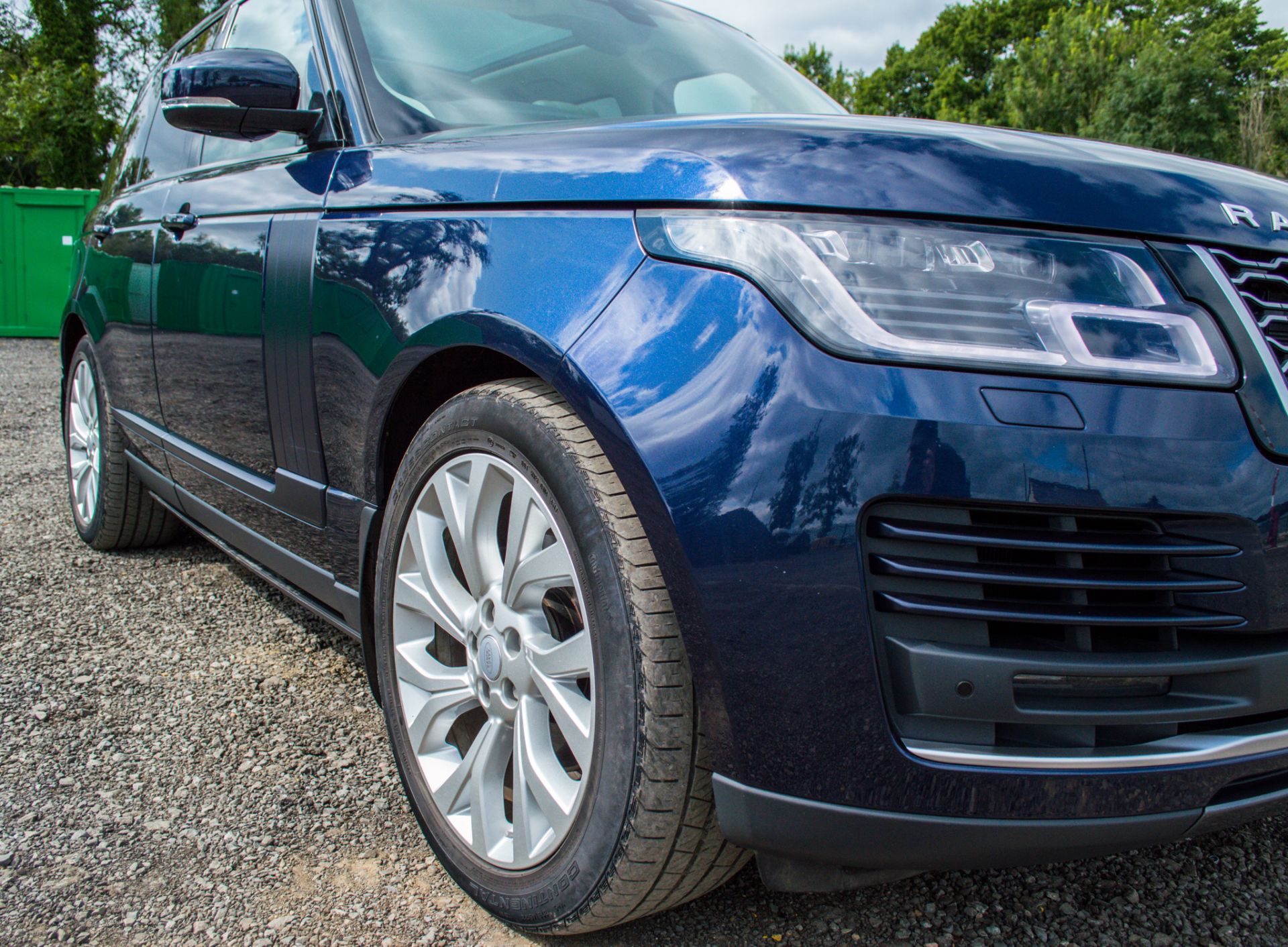 Range Rover Vogue TDV6 3.0 5 door diesel 4wd estate car - Image 13 of 35