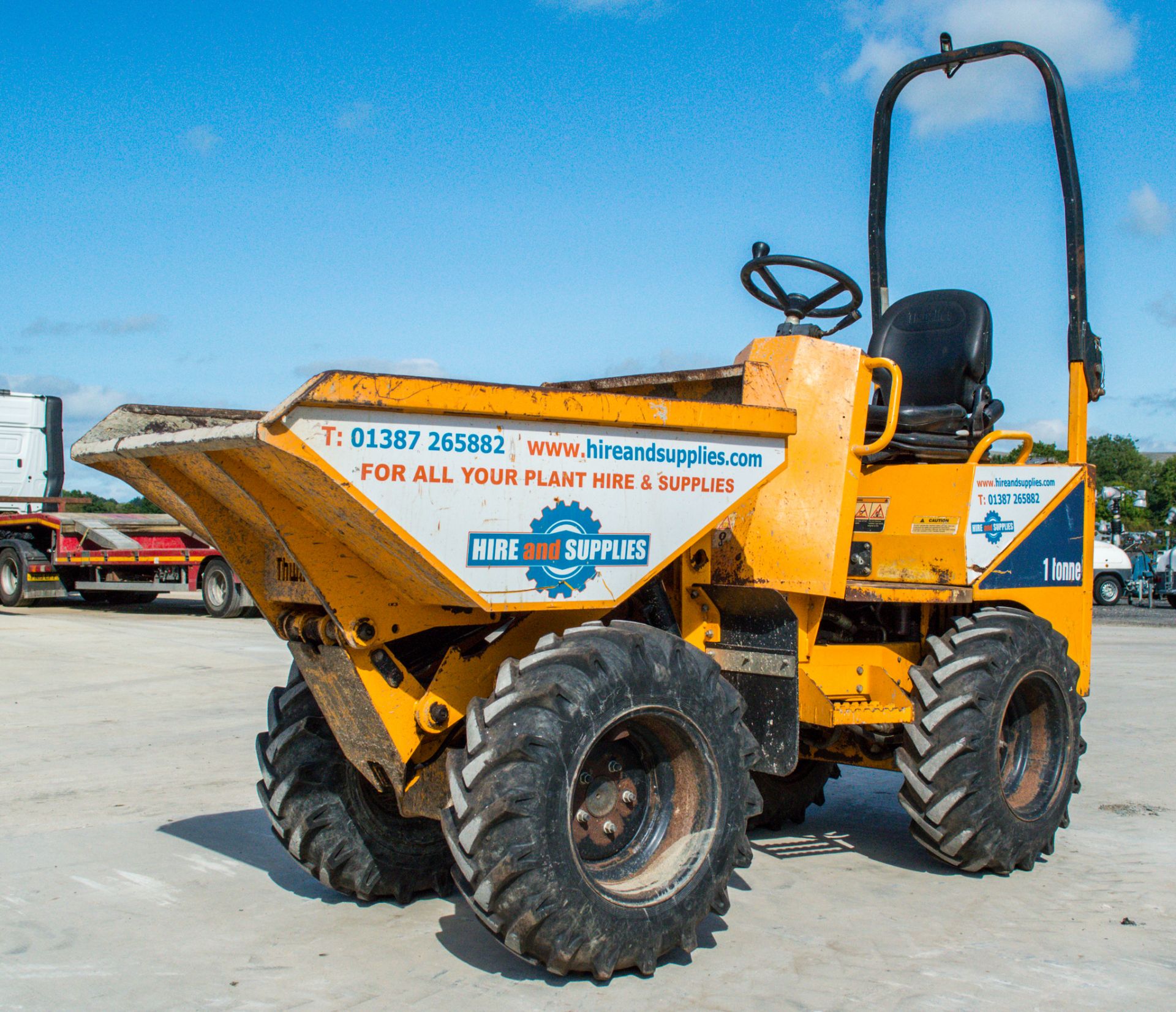 Thwaites 1 tonne hi-tip dumper Year: 2014 S/N: 7434 Recorded Hours: 1295 18272