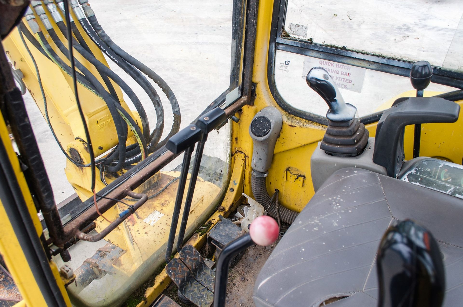 Komatsu PC45R 4.5 tonne rubber tracked mini excavator Year: 2004 S/N: 22289 Recorded Hours: 6109 - Image 16 of 20