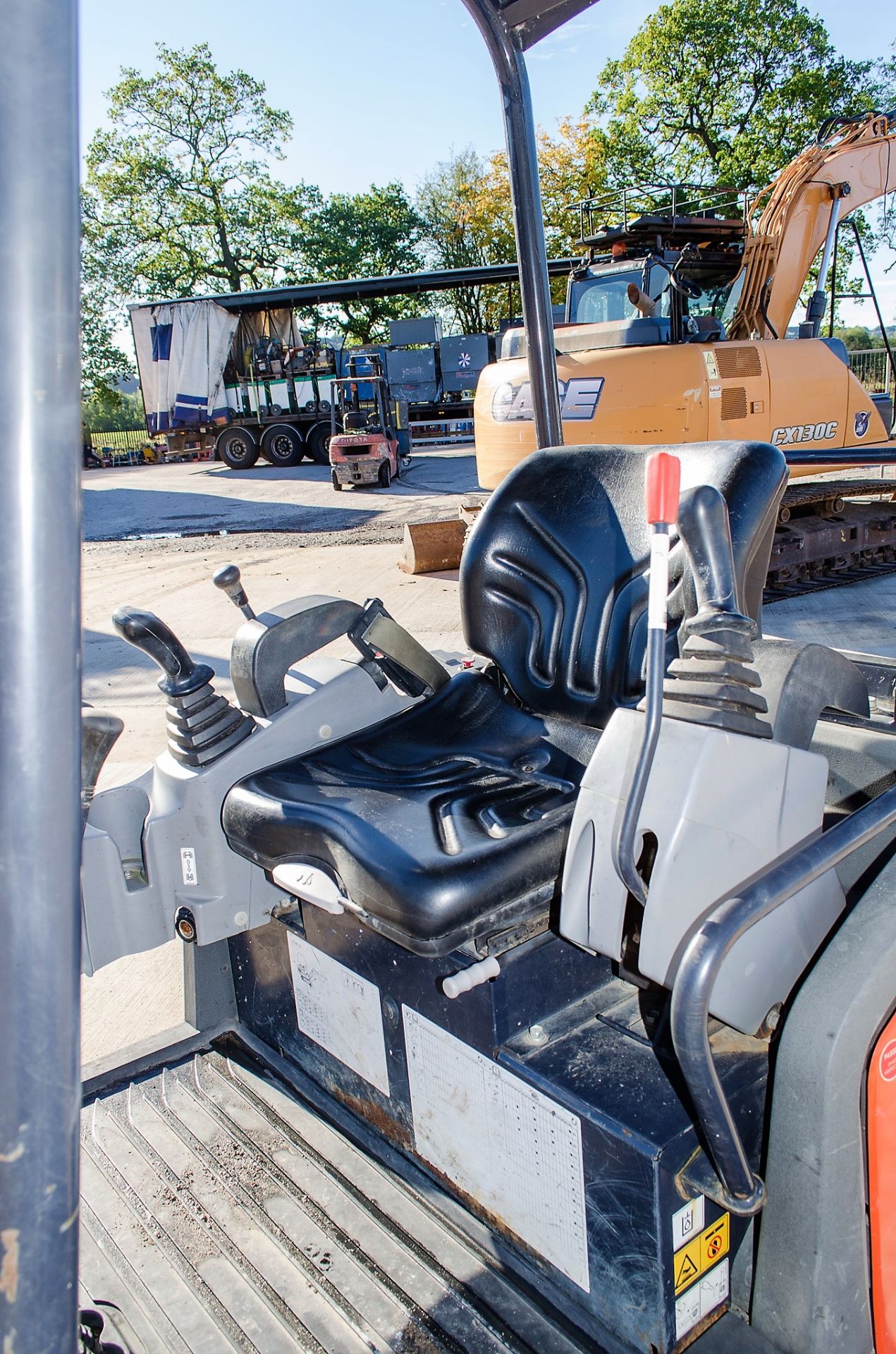 Kubota KX015-4 1.5 tonne rubber tracked mini excavator Year: 2016 S/N: 59647 Recorded Hours: 1527 - Image 16 of 20