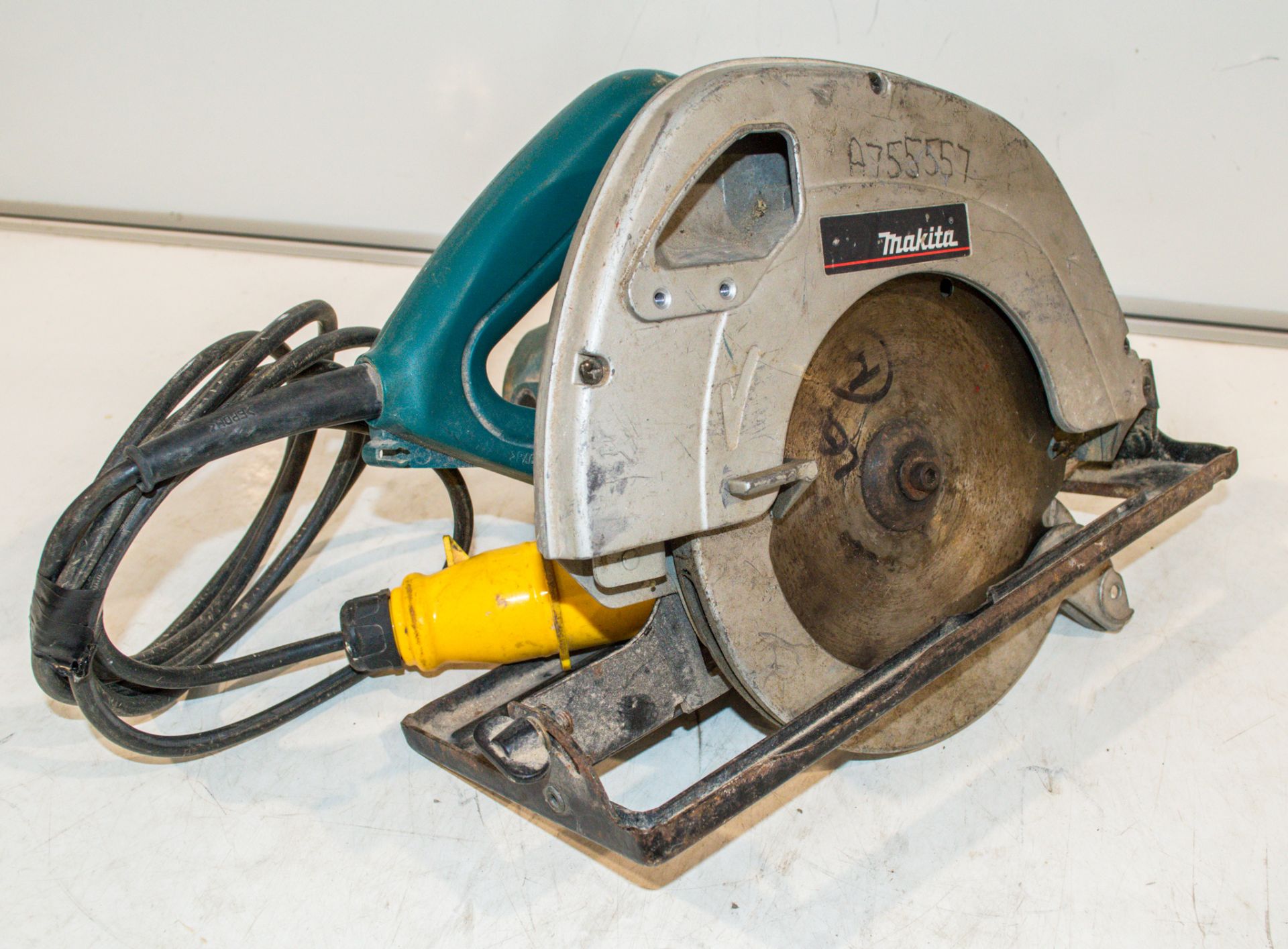 Makita 5704R 110v circular saw A755557