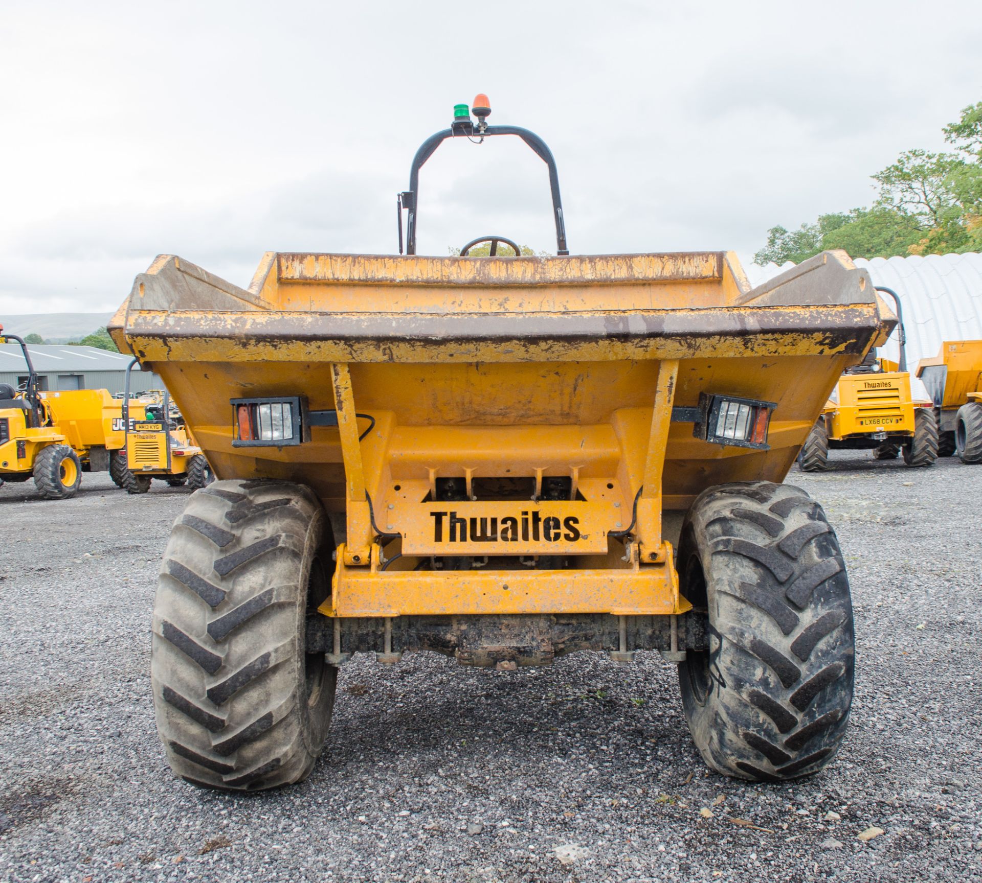 Thwaites 9 tonne straight skip dumper Year: 2018 S/N: 1685 Recorded Hours: 1822 c/w road light kit - Image 5 of 22