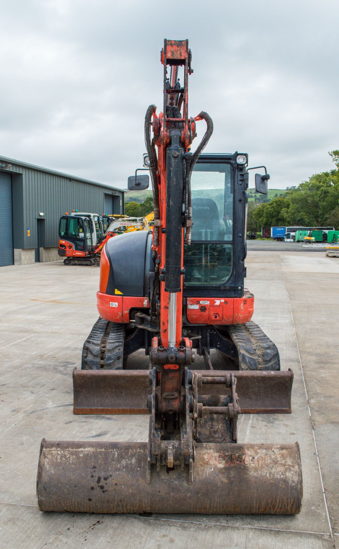 Kubota U48-4 4.8 tonne rubber tracked excavator Year: 2011 S/N: 50890 Recorded Hours: 4472 c/w - Image 5 of 18