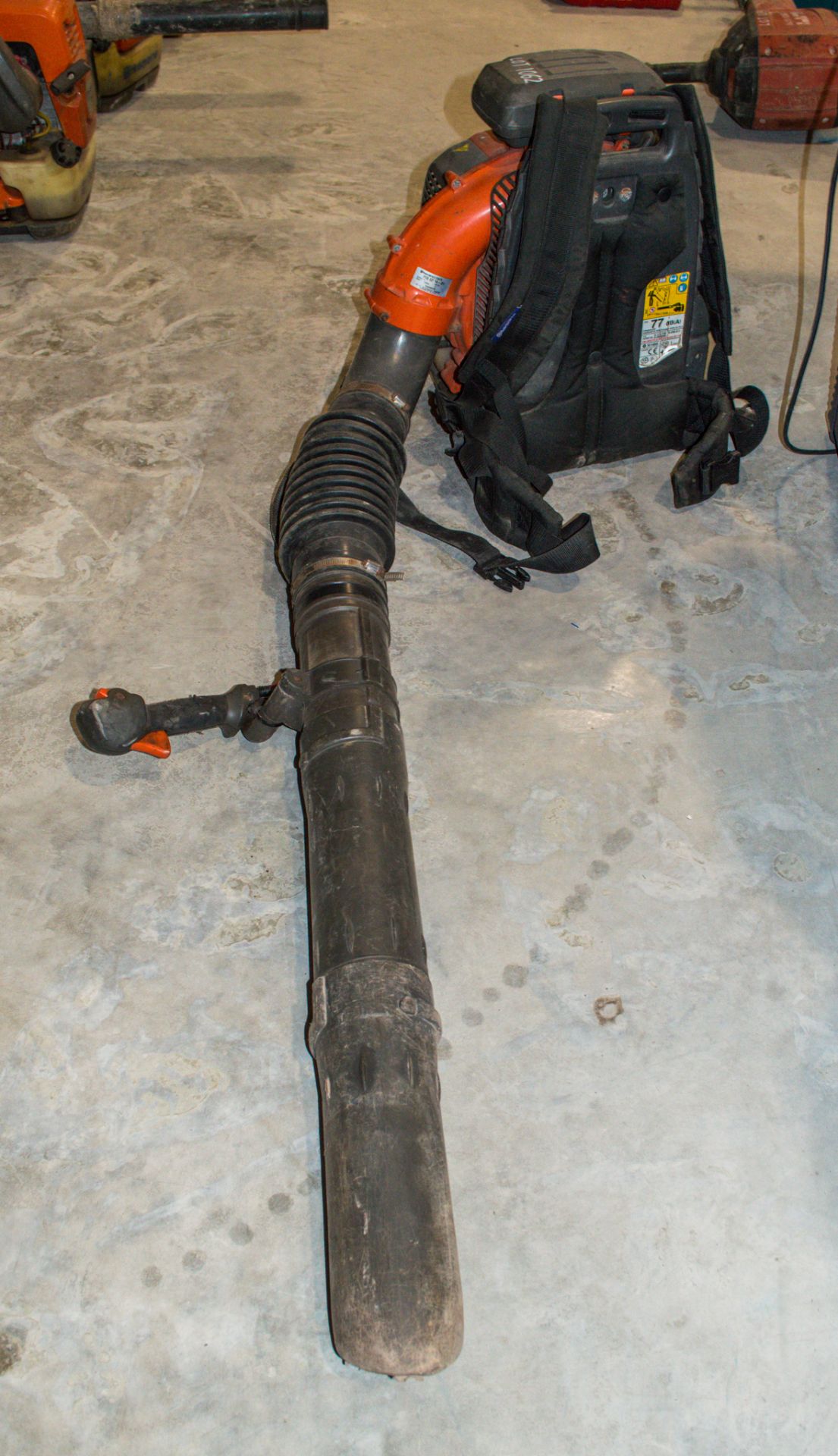 Husqvarna 570BTS backpack leaf blower 1208-0838 - Image 2 of 2