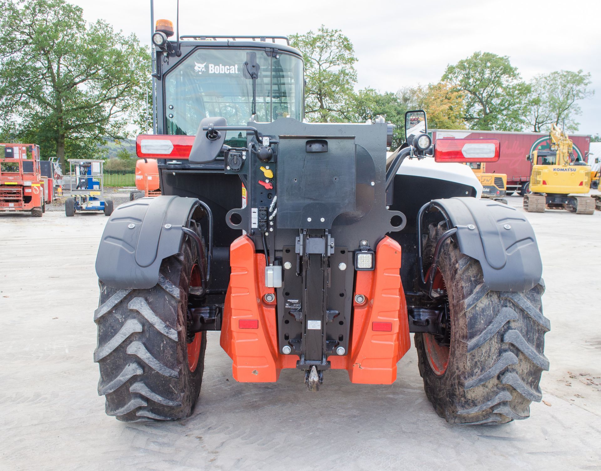 Bobcat TL 43.80 HF Agri 8 metre Agrispec telescopic handler Year: 2020 First registration date: 2021 - Image 6 of 25