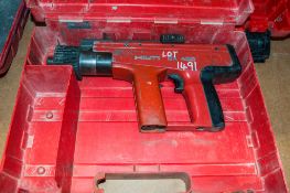 Hilti DX450 nail gun c/w carry case 04090424