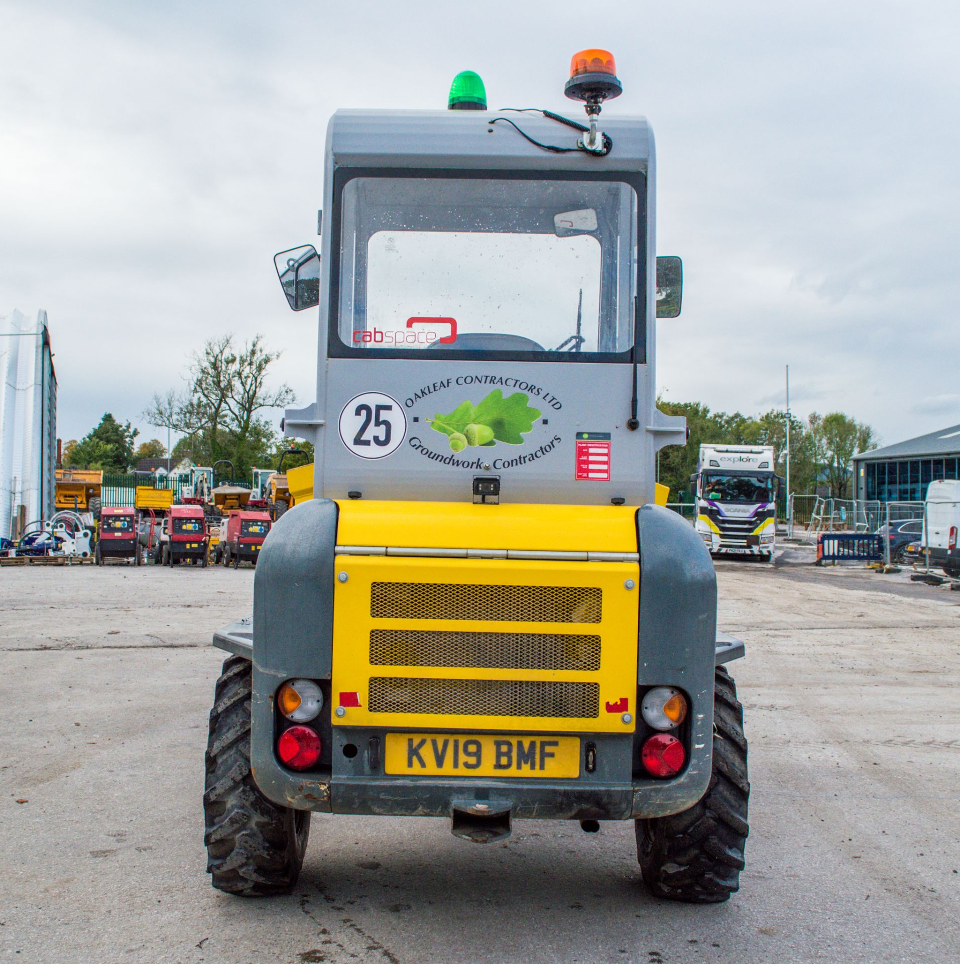 Wacker Neuson 3001 3 tonne cabbed swivel skip dumper Year: 2019 S/N: 02573 Recorded Hours: 794 - Image 6 of 18