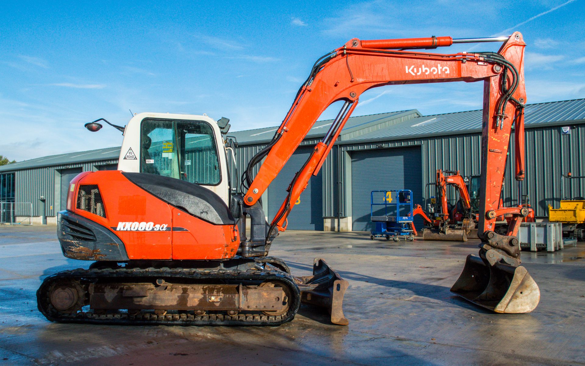 Kubota KX080-3 8 tonne rubber tracked excavator Year: 2012 S/N: 26381 Recorded Hours: 5162 blade, - Image 7 of 18