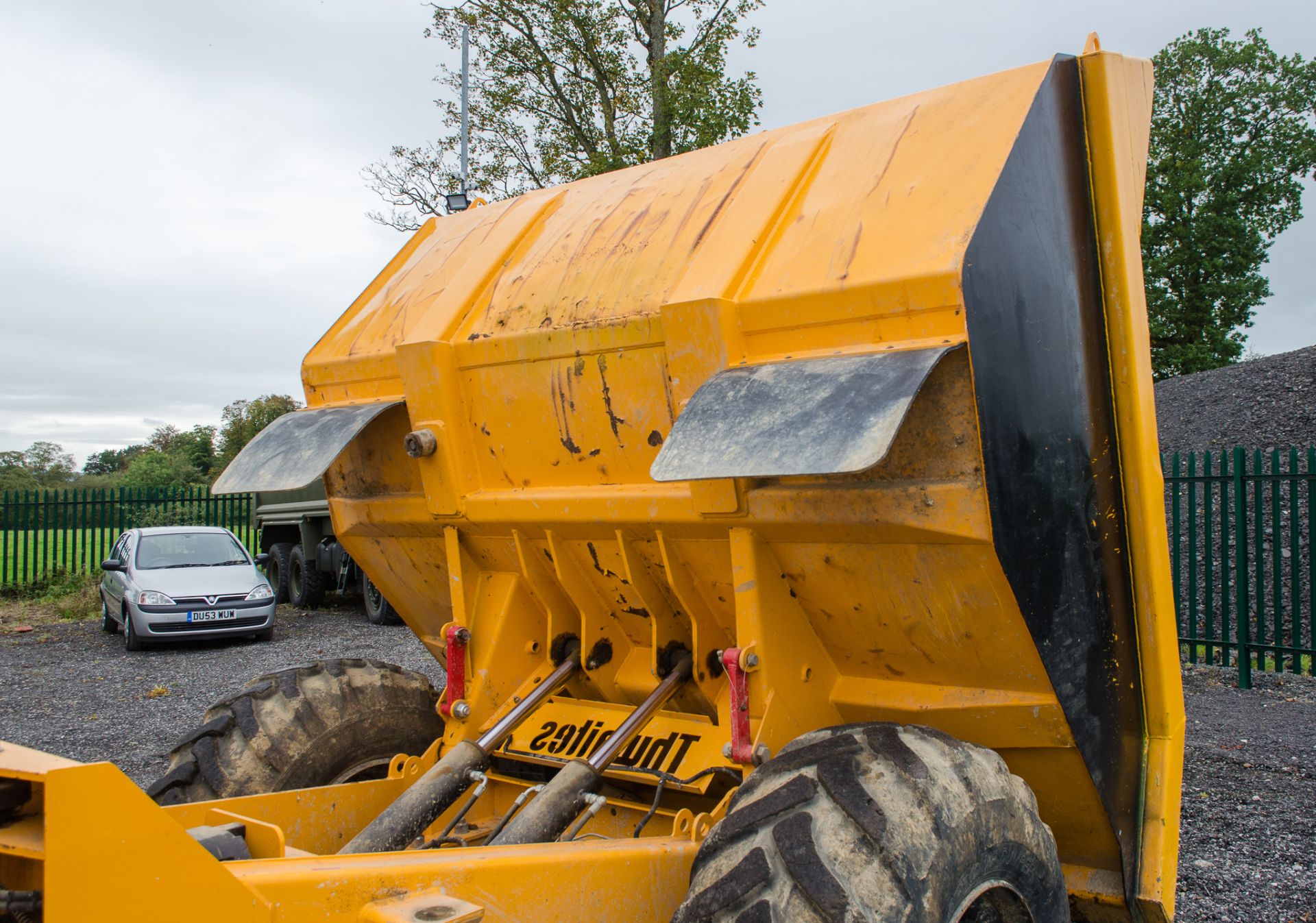 Thwaites 9 tonne straight skip dumper Year: 2018 S/N: 2090 Recorded Hours: 1081 c/w road light kit - Image 10 of 22