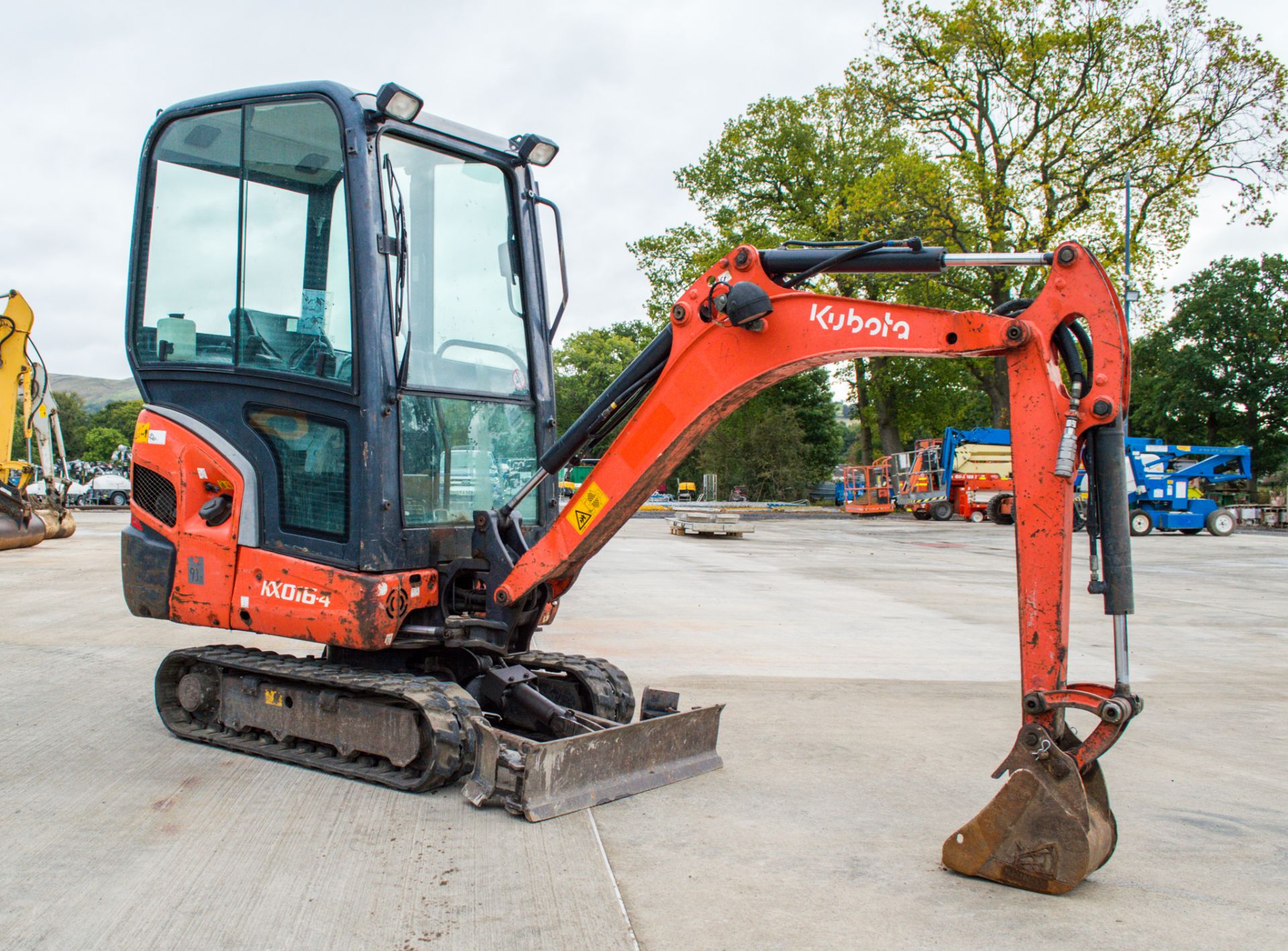 Kubota KX016-4 1.6 tonne rubber tracked excavator Year: 2013 S/N: 56652 Recorded Hours: 3393 c/w - Image 2 of 16