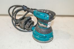 Makita BO5030 240v palm sander 12080735