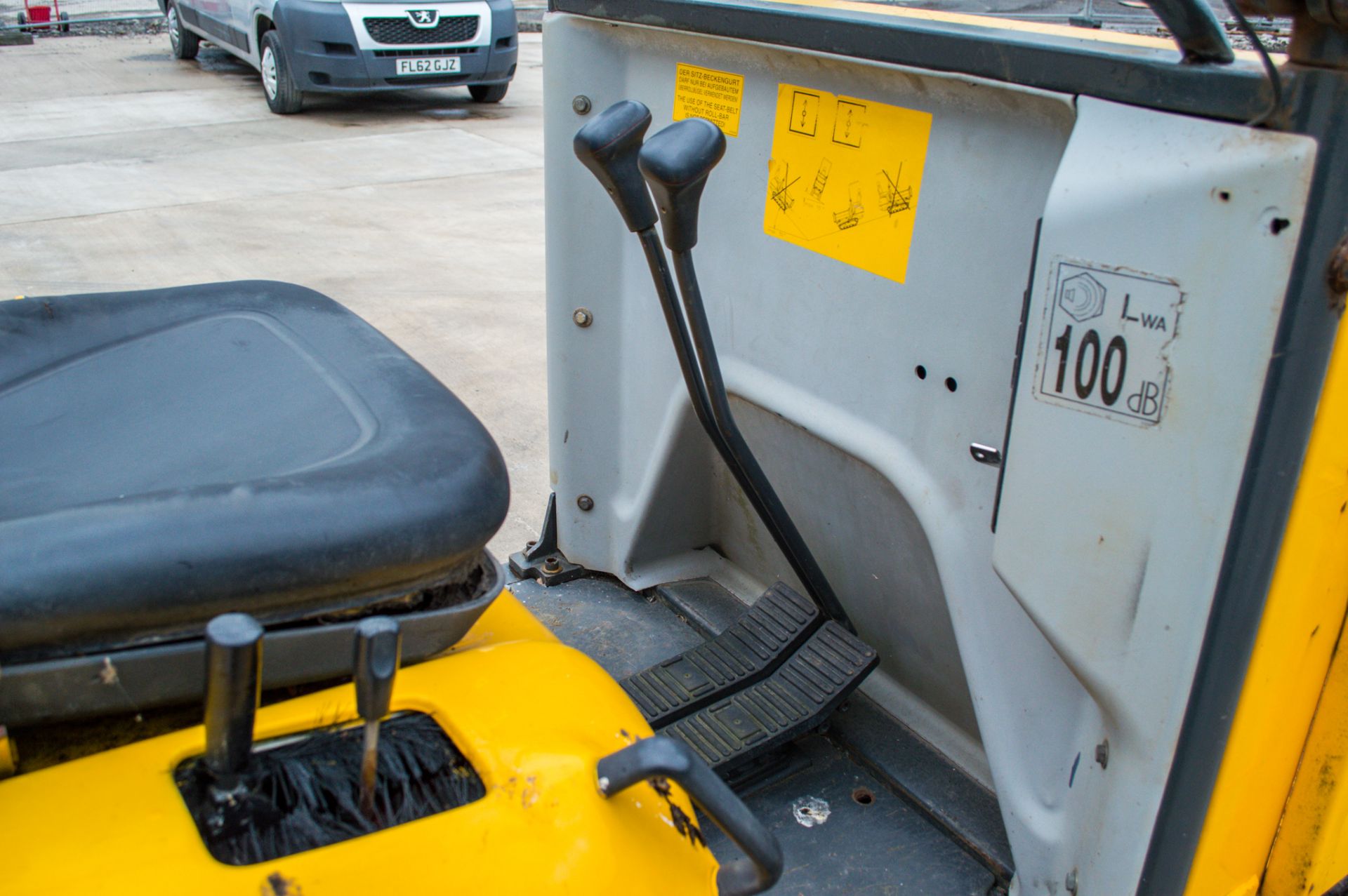 Yanmar C12-R 1.2 tonne straight skip rubber tracked dumper Recorded Hours: 1034 P3073 - Image 16 of 17