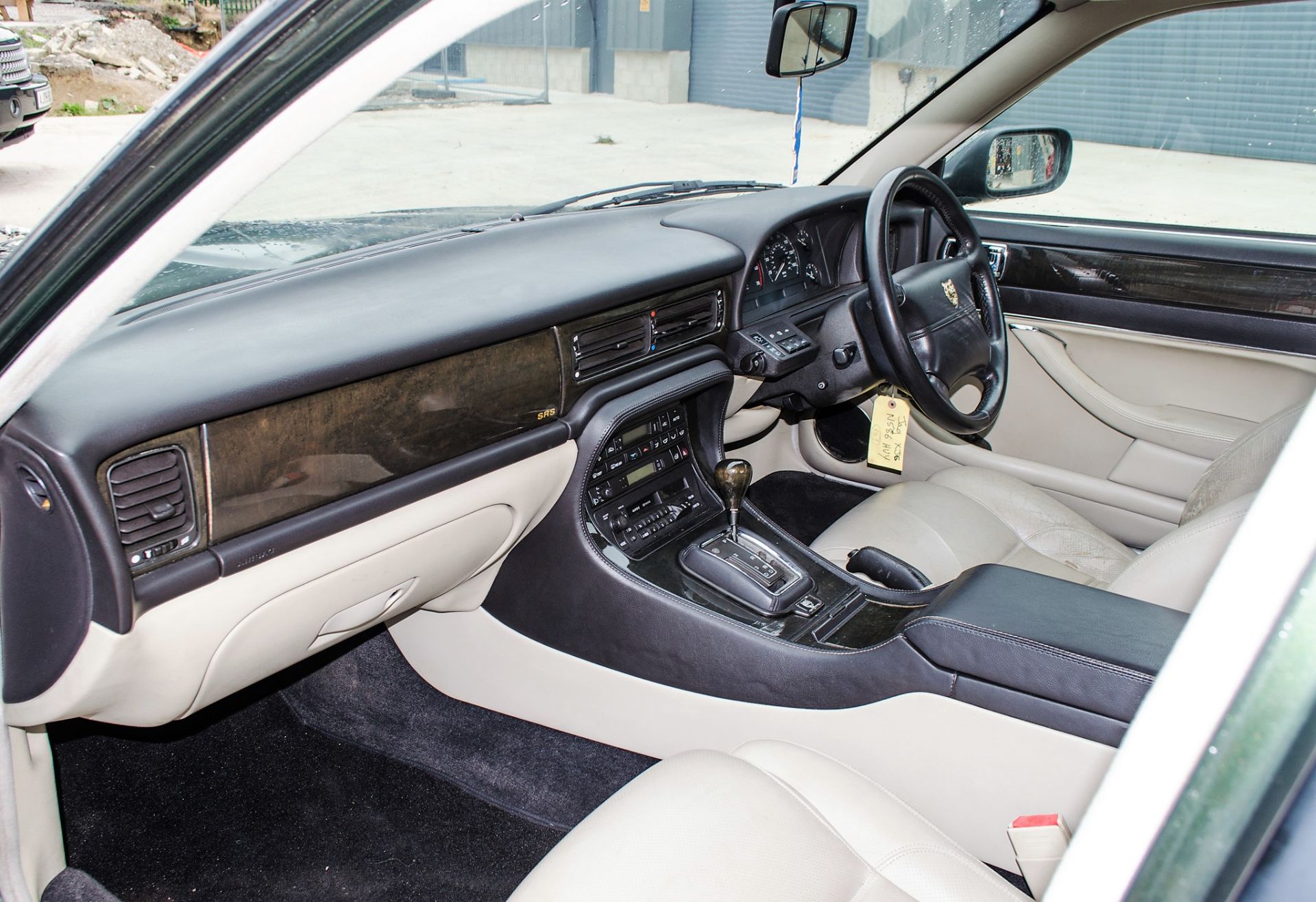 Jaguar XJ6 3.2 Sport petrol automatic 4 door saloon car Registration Number: N586 HUY Date of - Image 19 of 28