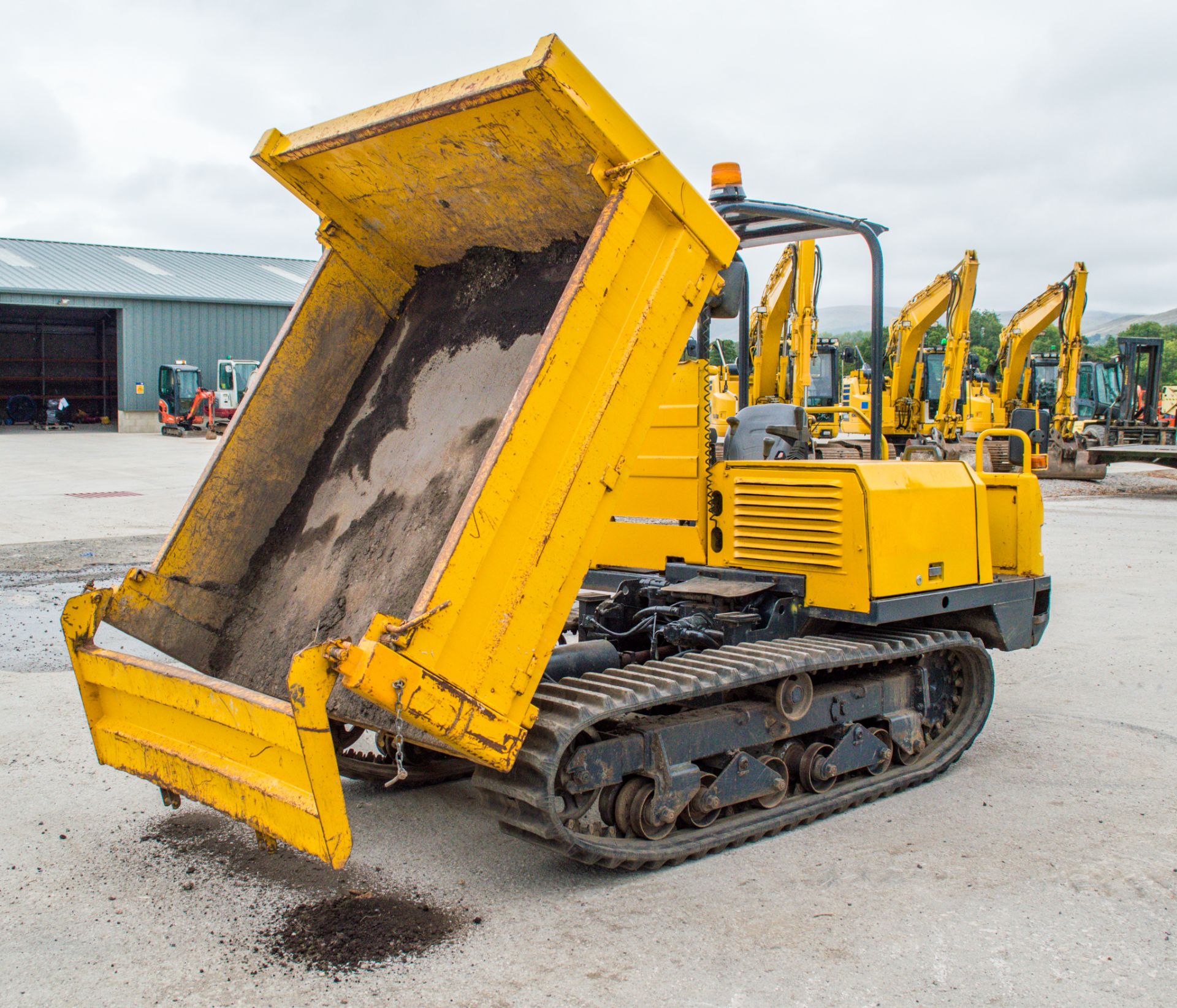 Yanmar C30R 3 tonne straight skip dumper rubber tracked dumper Recorded Hours: Not displayed ( clock - Image 11 of 16