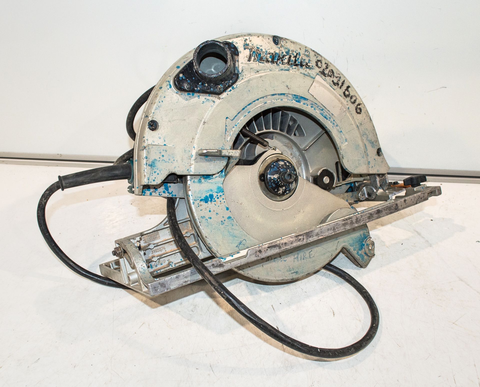 Makita 5903R 110v circular saw 02031606