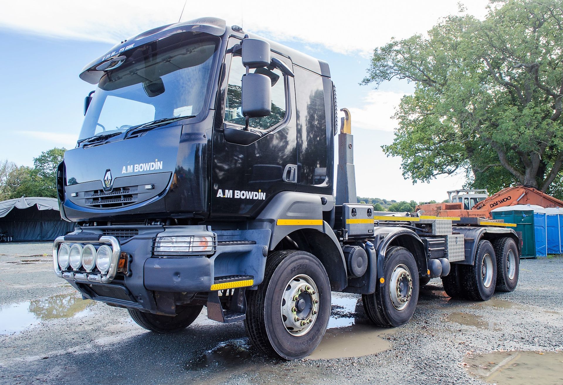 Renault Kerax 430  Euro 5  32 tonne 8x4 hook loader lorry Registration Number: PL63 FTJ Date of