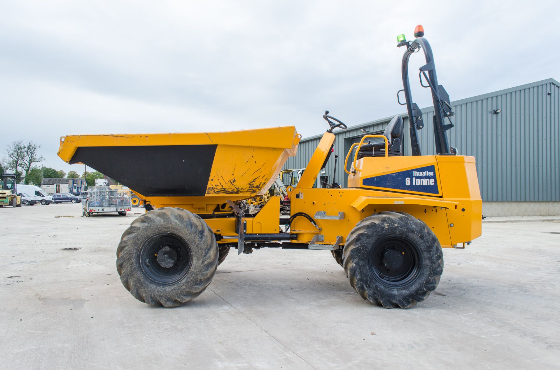 Thwaites 6 tonne swivel skip dumper Year: 2018 S/N: 3952 Recorded Hours: 805 c/w road light kit - Image 7 of 21