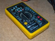 Digital multimeter