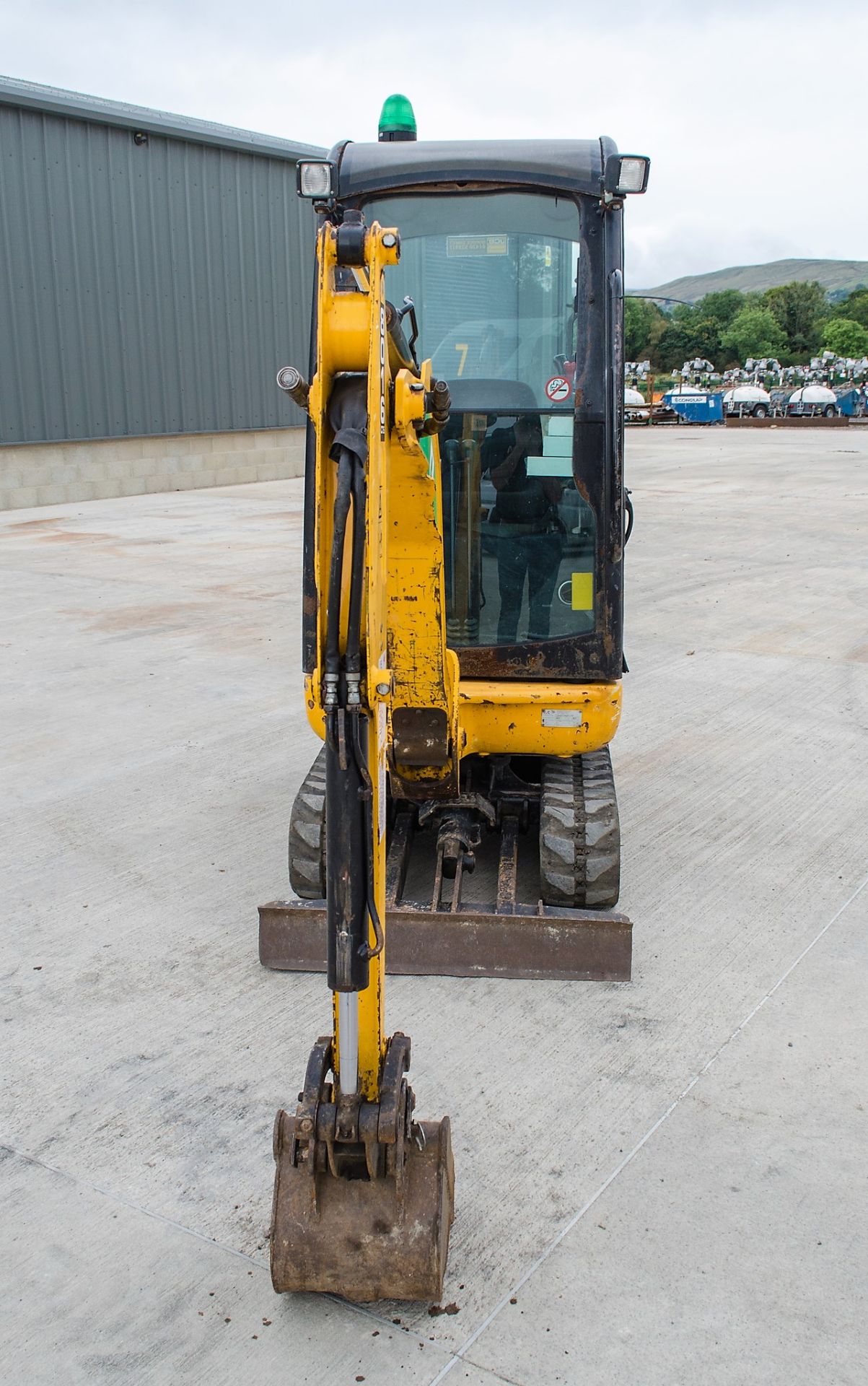JCB 8016 CTS 1.5 tonne rubber tracked mini excavator Year: 2015 S/N: 2071738 Recorded Hours: 1882 - Image 5 of 20