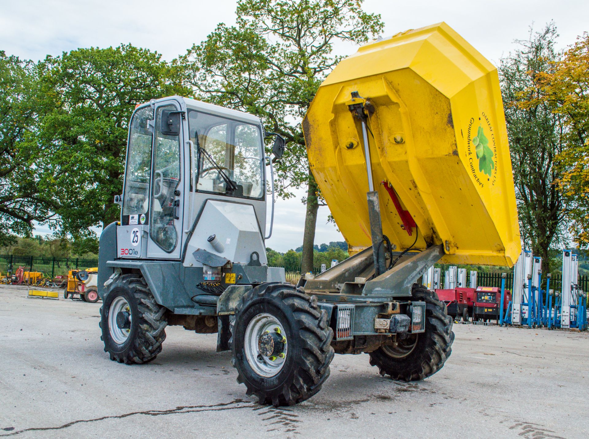 Wacker Neuson 3001 3 tonne cabbed swivel skip dumper Year: 2019 S/N: 02573 Recorded Hours: 794 - Image 14 of 18